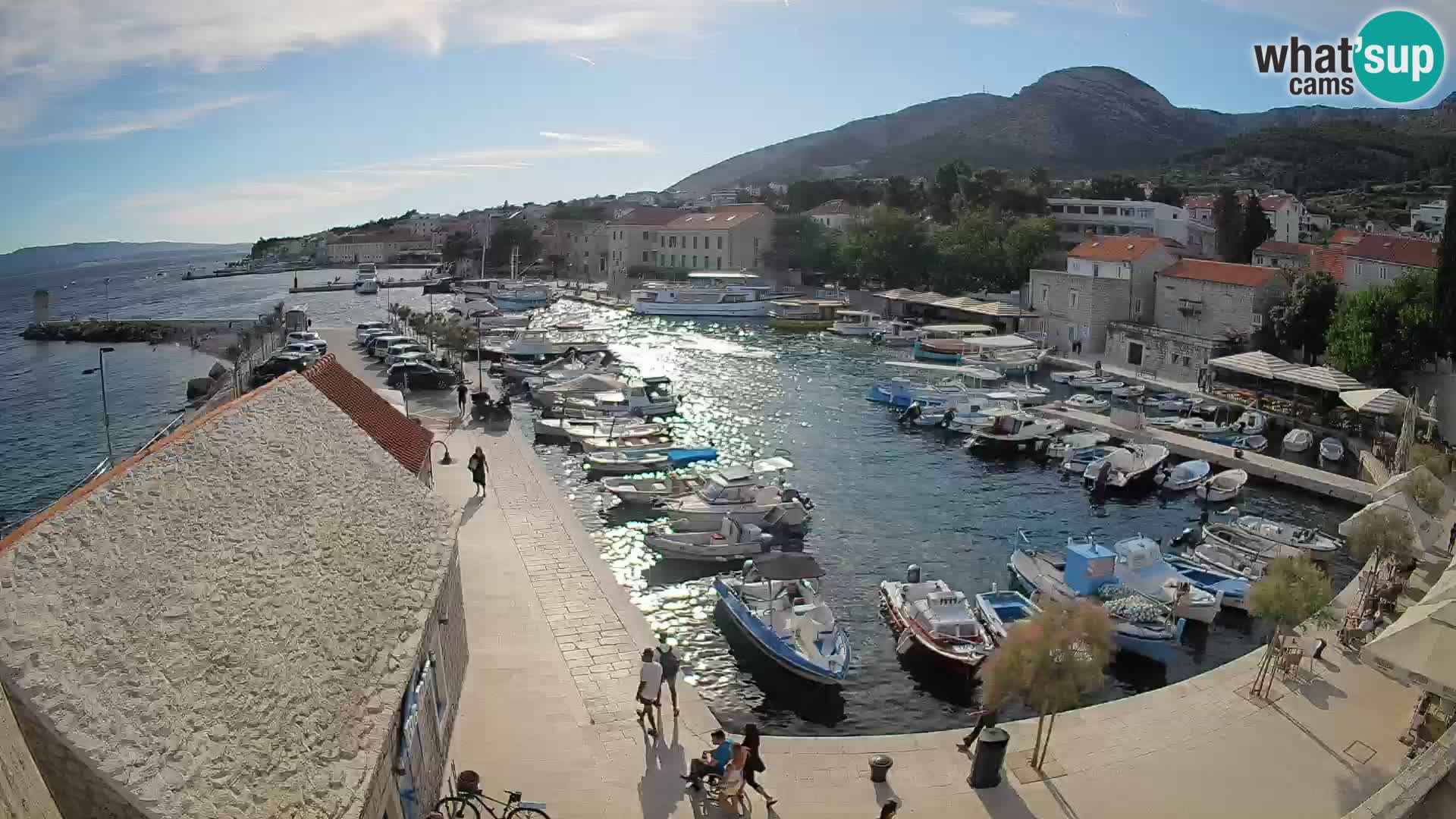 Webcam Bol Harbour – Live View of Bol Riva & Marina