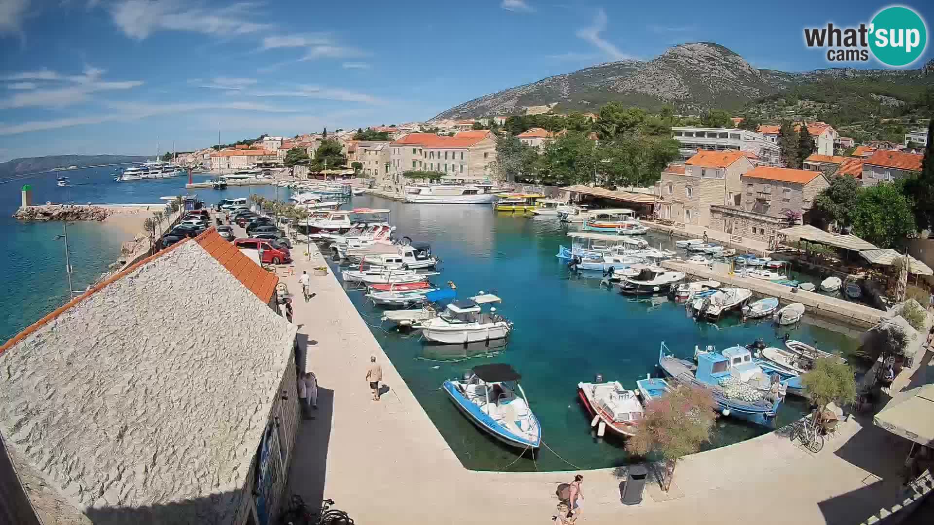 Webcam porto di Bol – Vista live sulla Riva e Marina