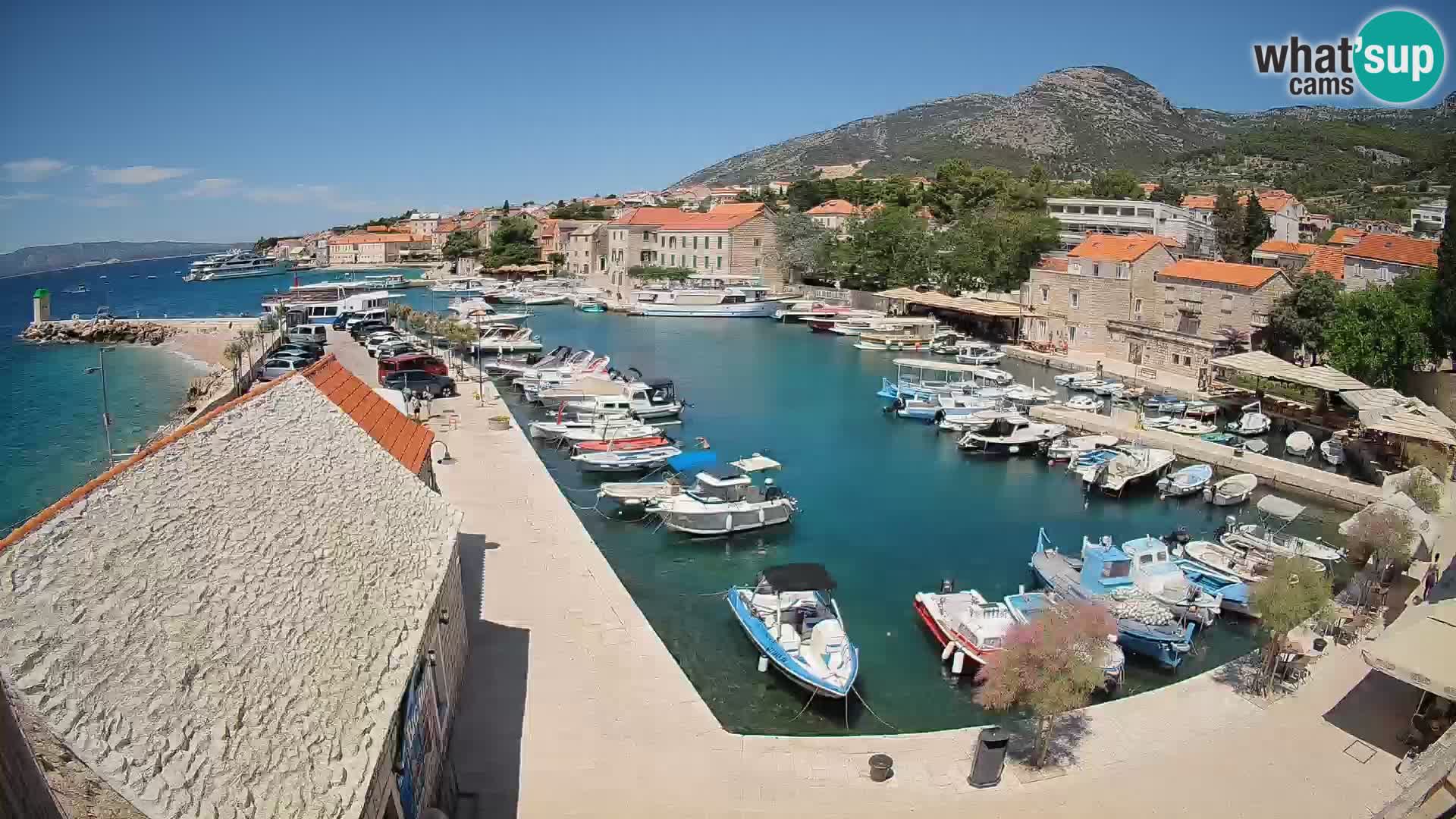 Webcam Bol Harbour – Live View of Bol Riva & Marina