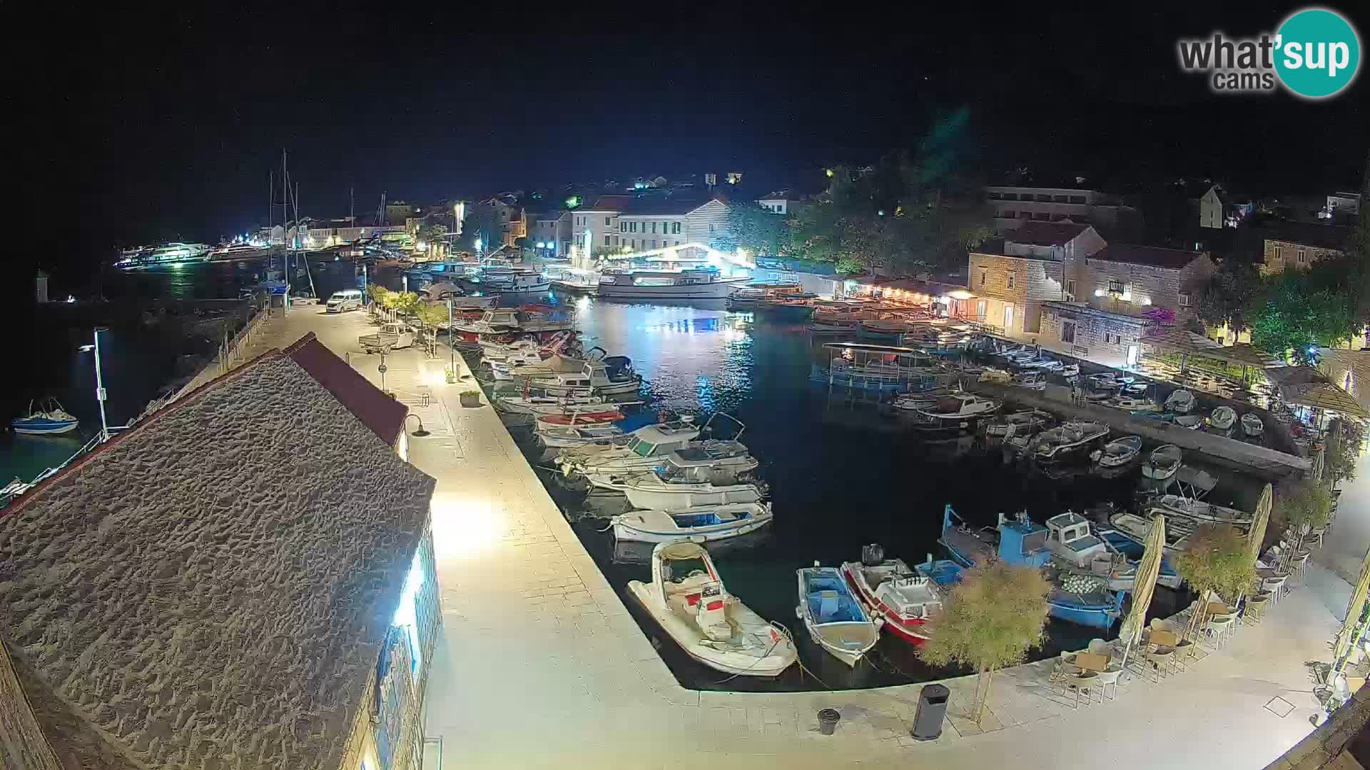 Webcam Bol Harbour – Live View of Bol Riva & Marina