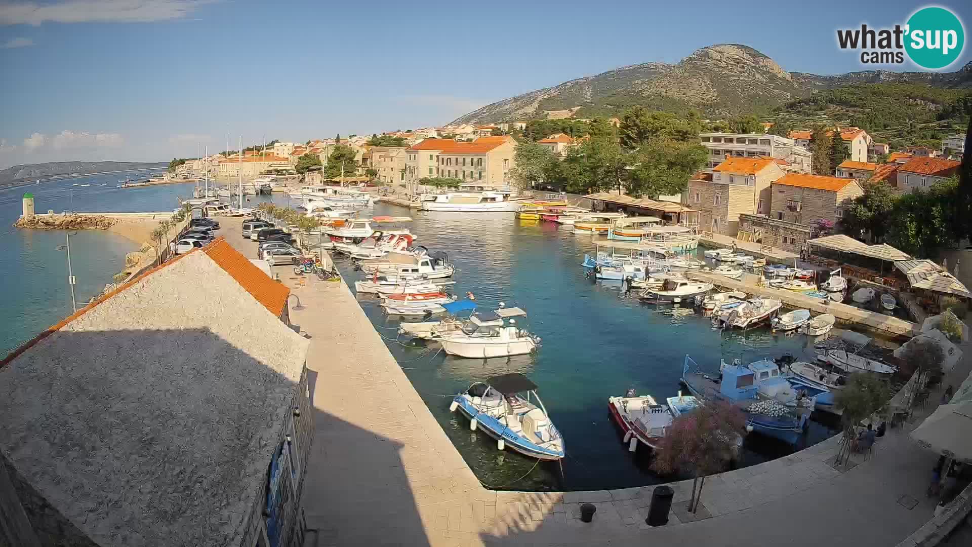 Webcam Bol Harbour – Live View of Bol Riva & Marina