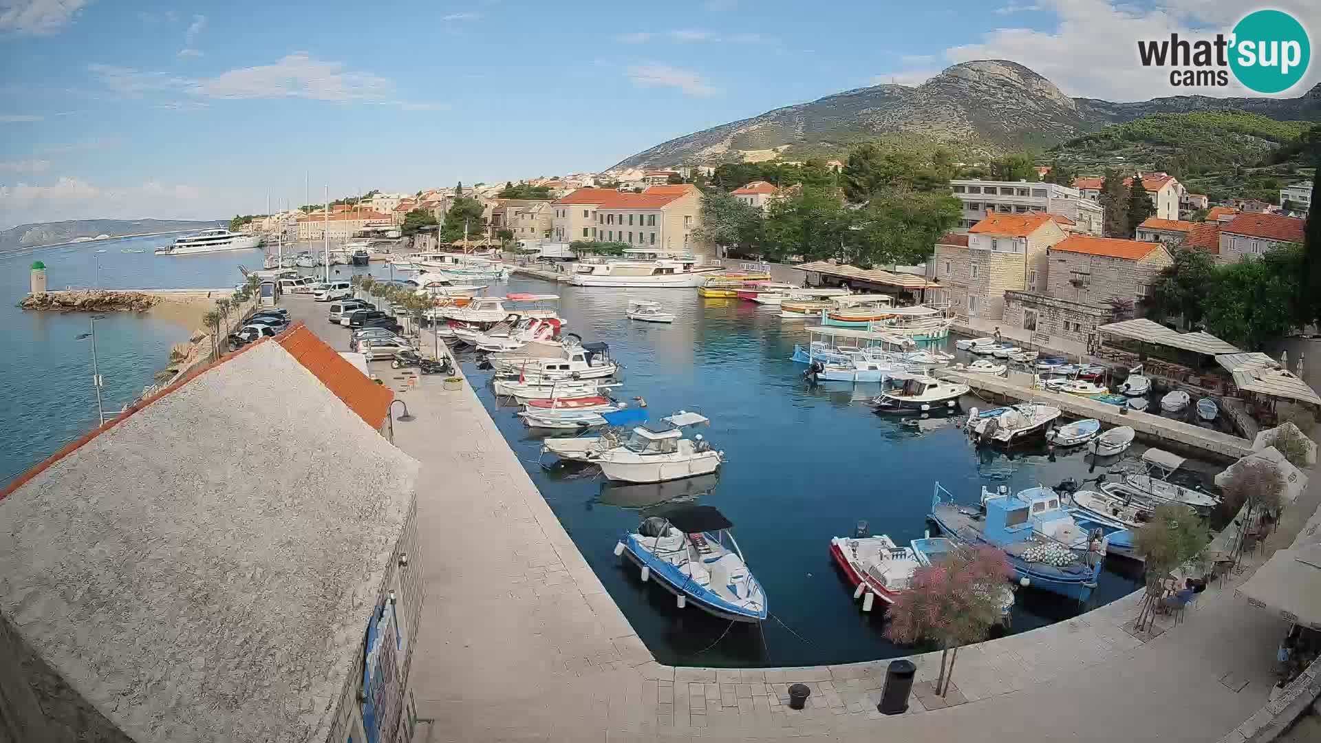 Webcam Bol Harbour – Live View of Bol Riva & Marina