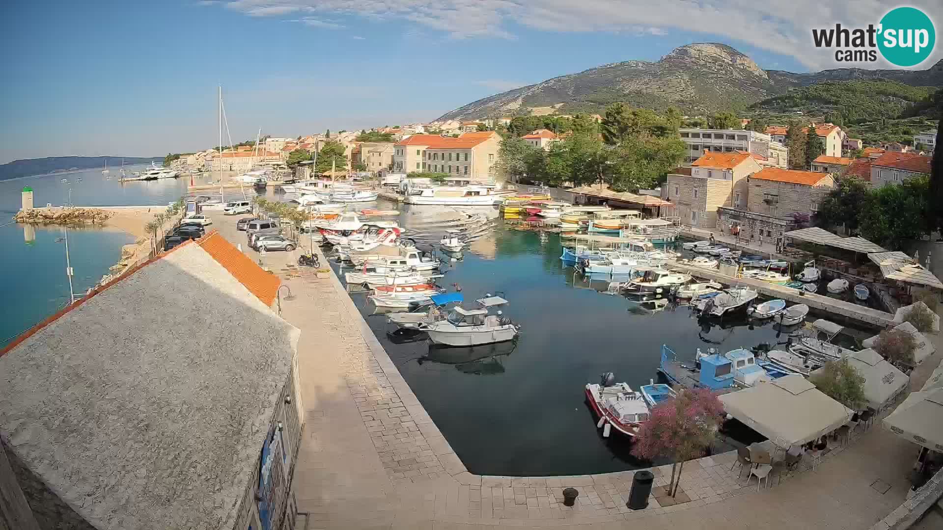 Webcam Bol Hafen – Liveblick auf Bol Riva & Marina