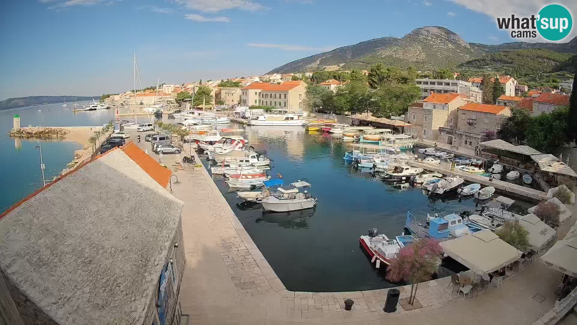 Webcam Bol Harbour – Live View of Bol Riva & Marina
