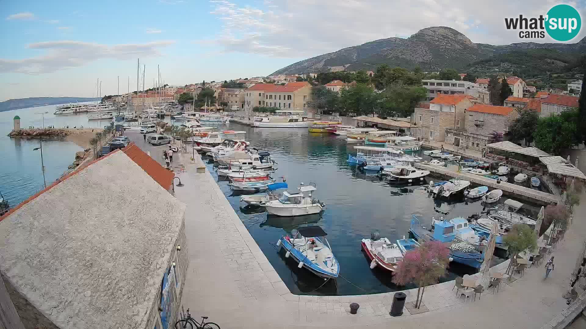 Webcam Bol Harbour – Live View of Bol Riva & Marina
