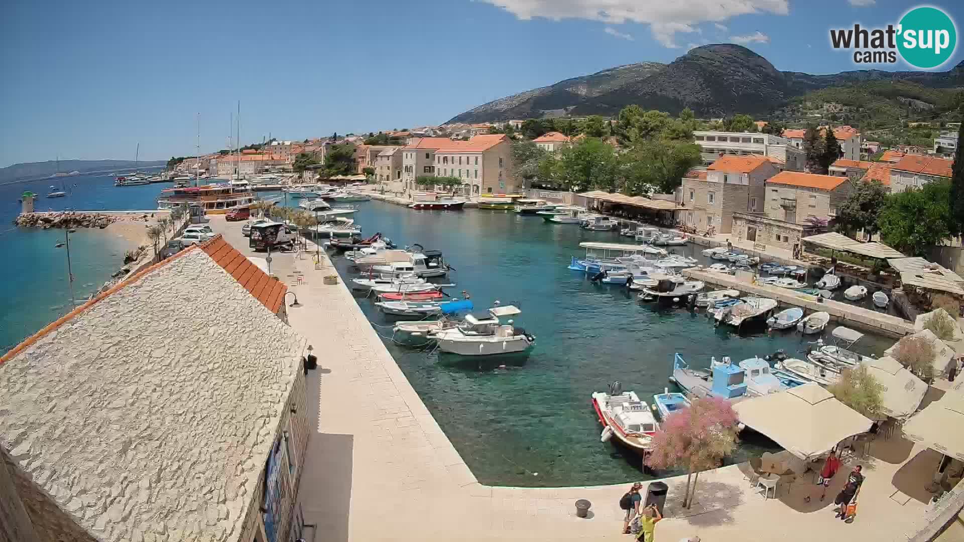 Webcam Bol Harbour – Live View of Bol Riva & Marina
