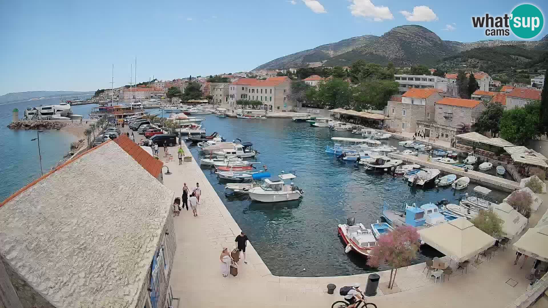 Webcam Bol Harbour – Live View of Bol Riva & Marina