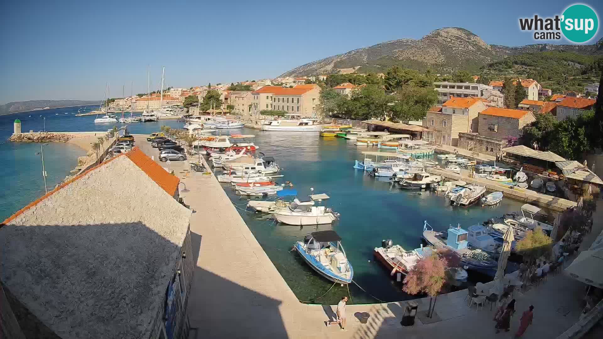 Webcam porto di Bol – Vista live sulla Riva e Marina