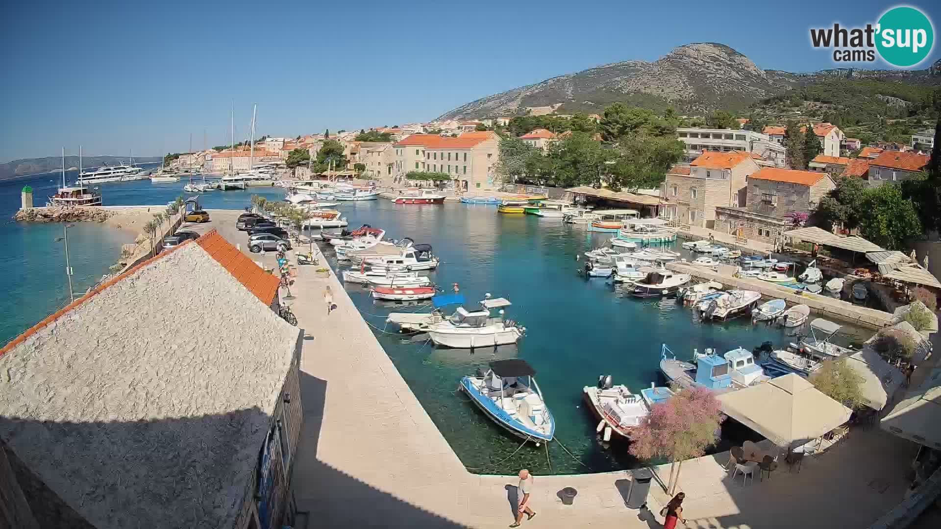 Webcam Bol Harbour – Live View of Bol Riva & Marina