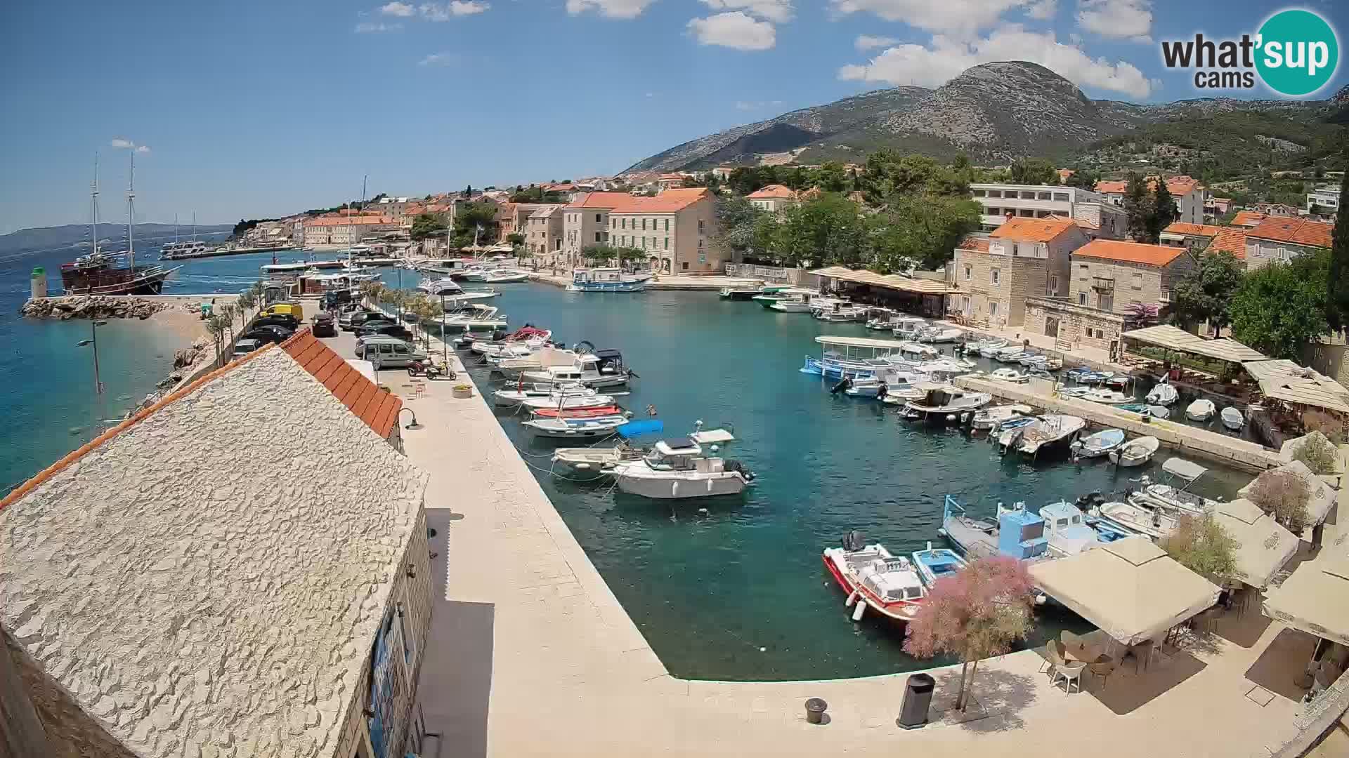 Webcam Bol Harbour – Live View of Bol Riva & Marina