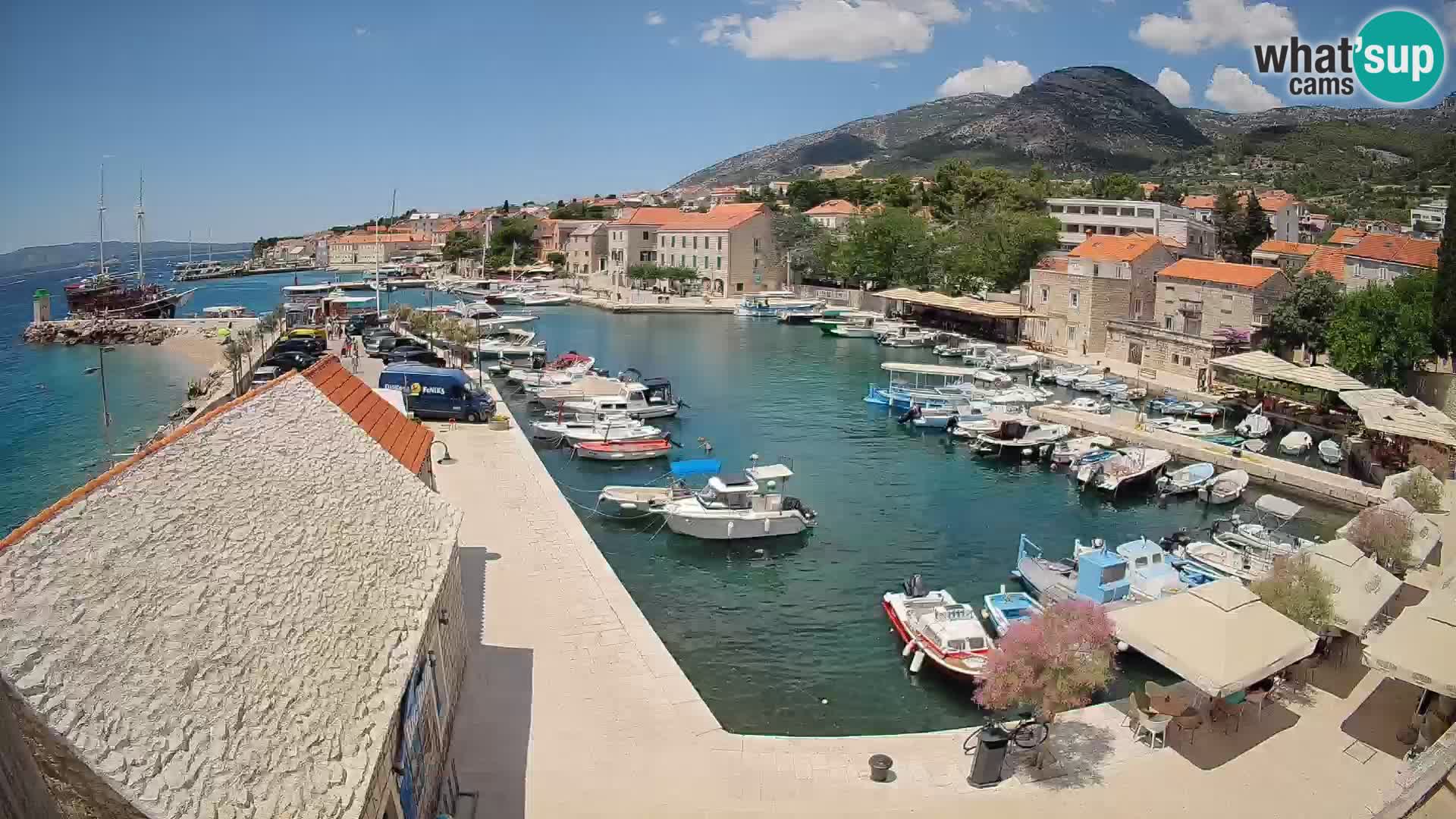 Webcam Bol Hafen – Liveblick auf Bol Riva & Marina