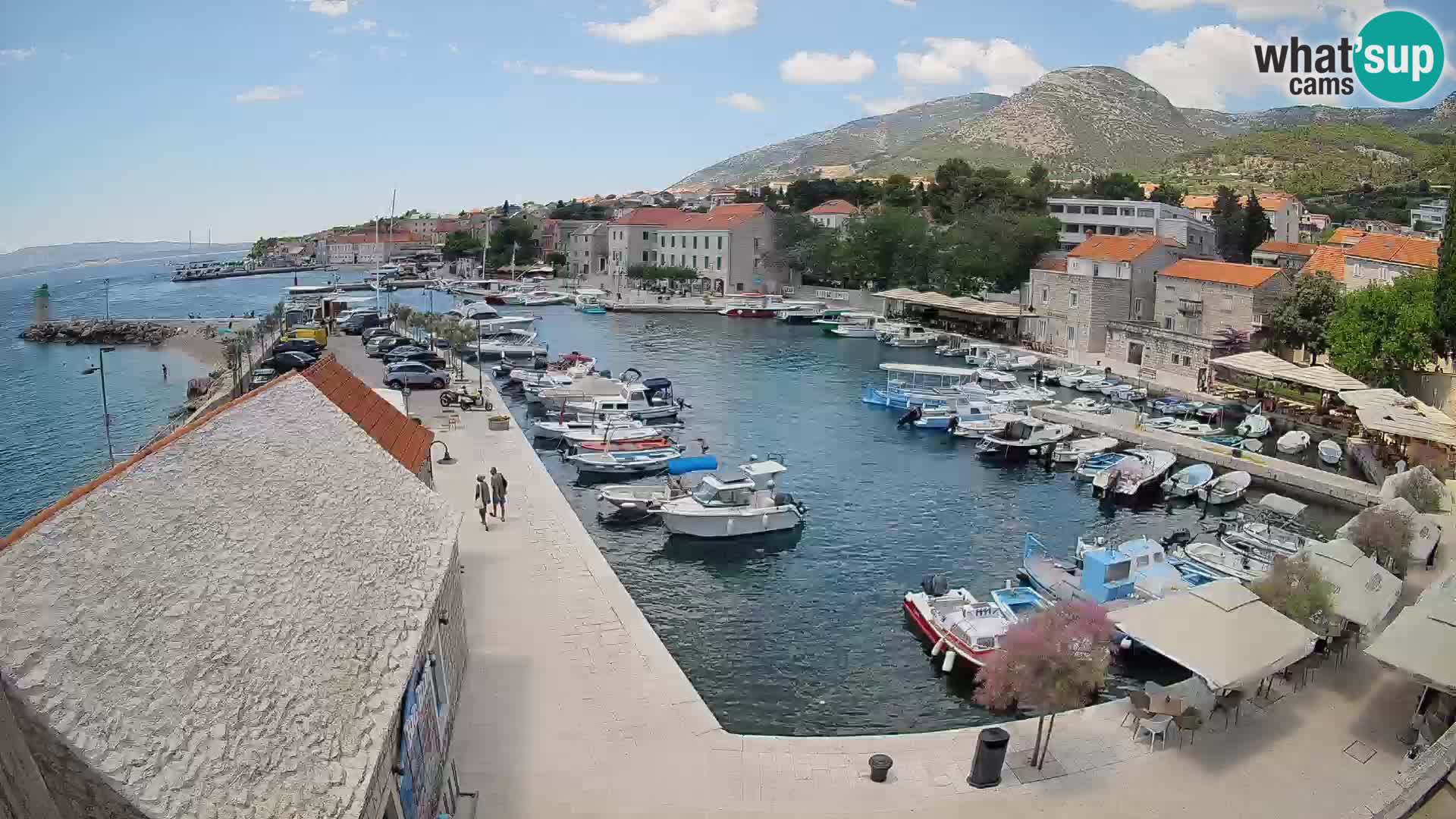 Webcam Bol Harbour – Live View of Bol Riva & Marina
