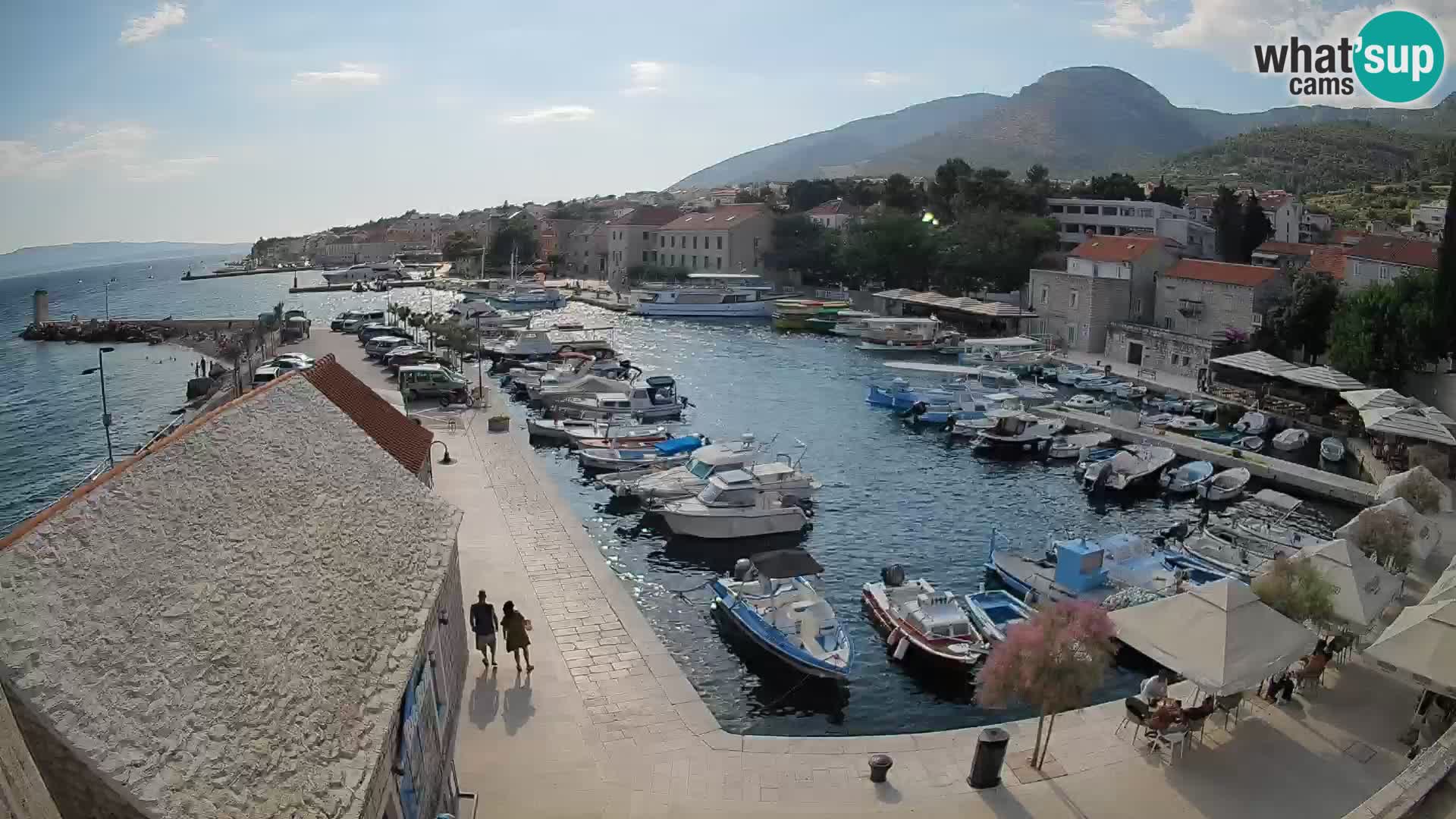 Webcam Bol Harbour – Live View of Bol Riva & Marina