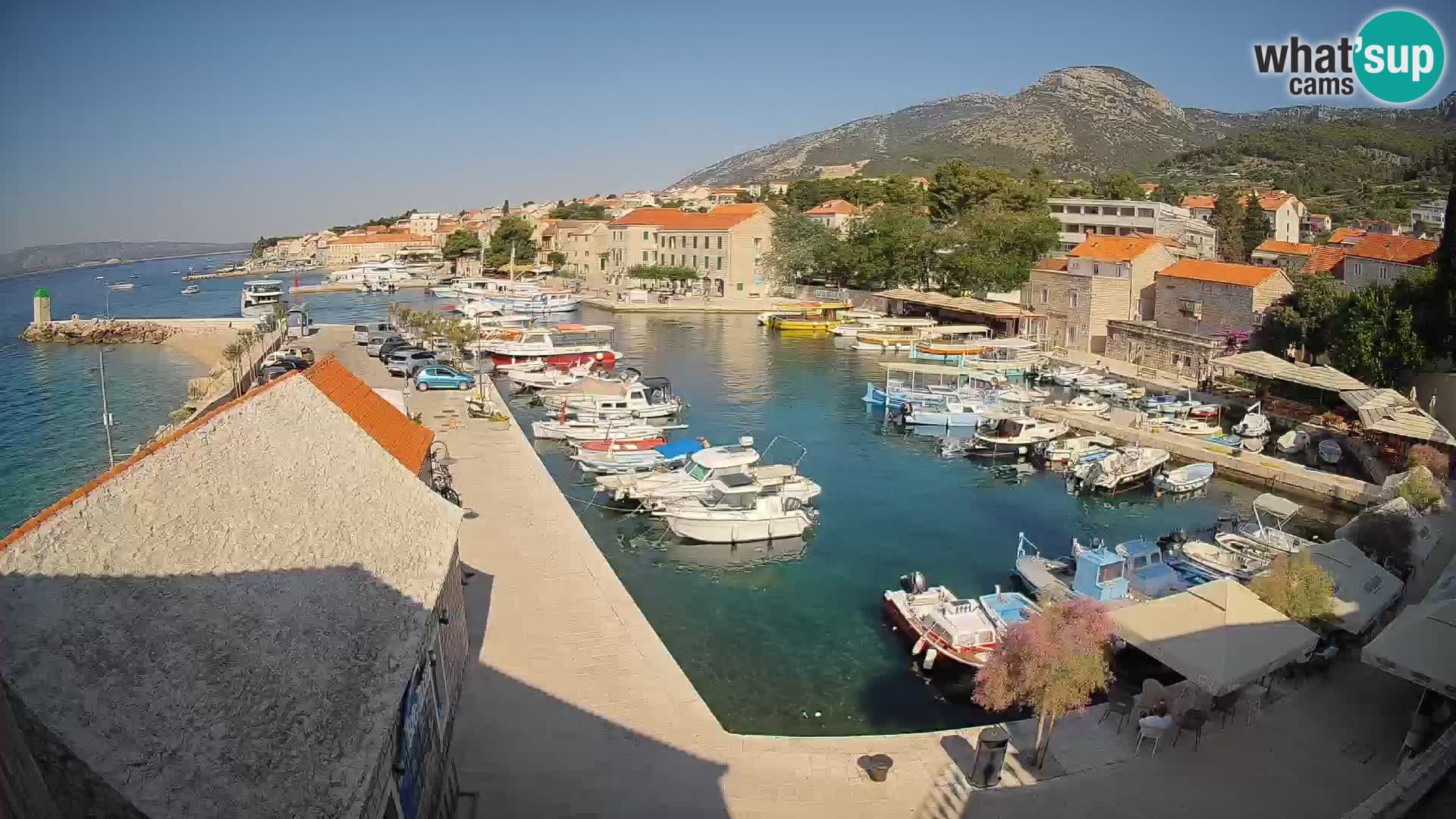 Webcam Bol Hafen – Liveblick auf Bol Riva & Marina