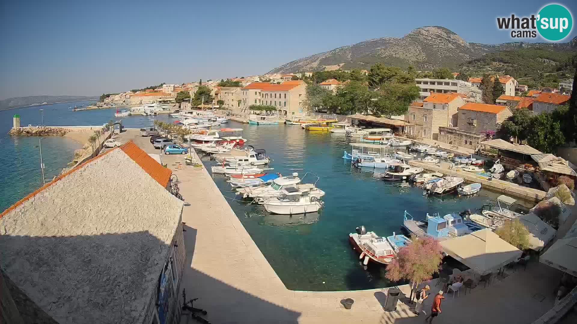 Webcam Bol Harbour – Live View of Bol Riva & Marina