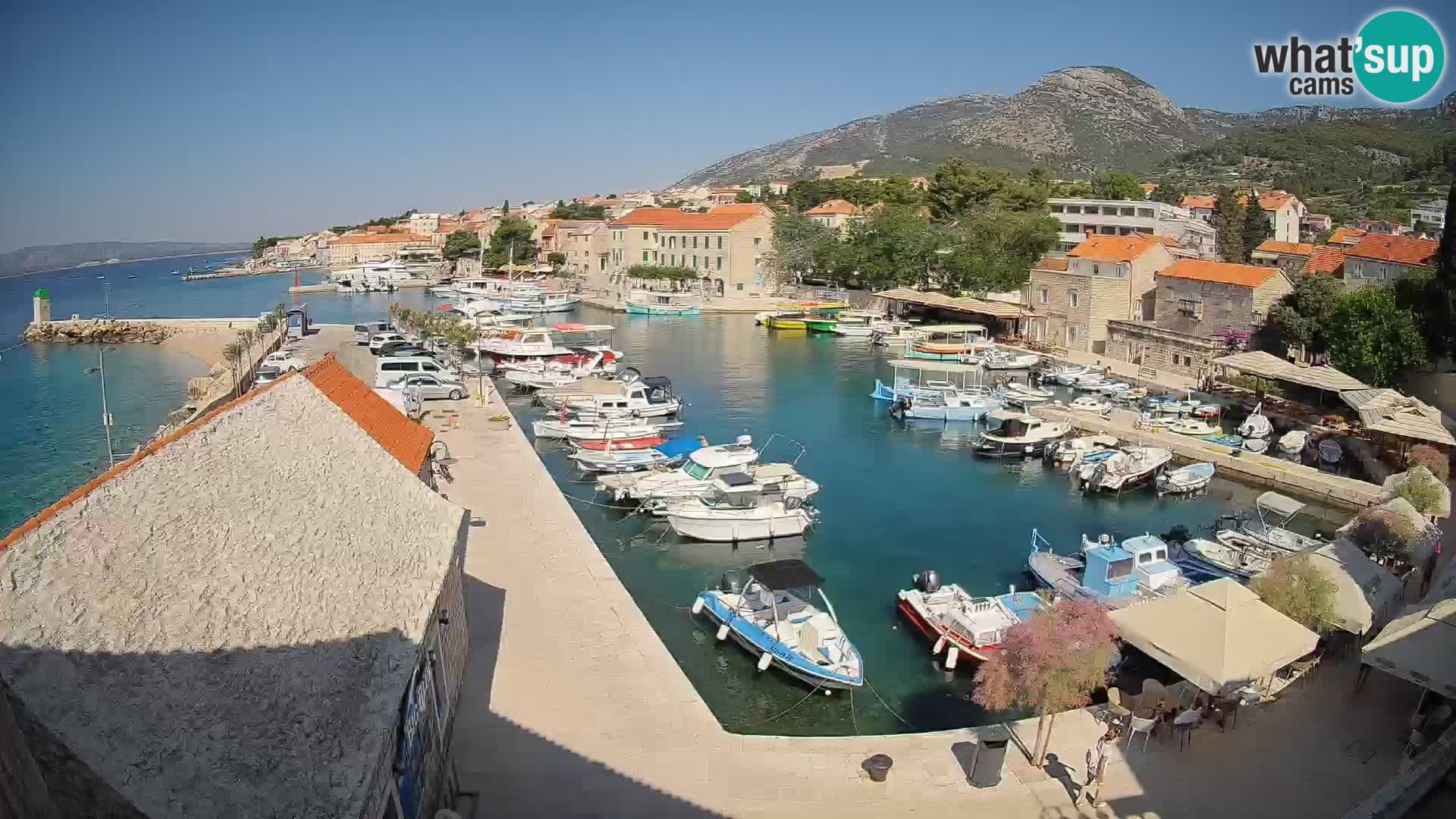 Webcam Bol Harbour – Live View of Bol Riva & Marina