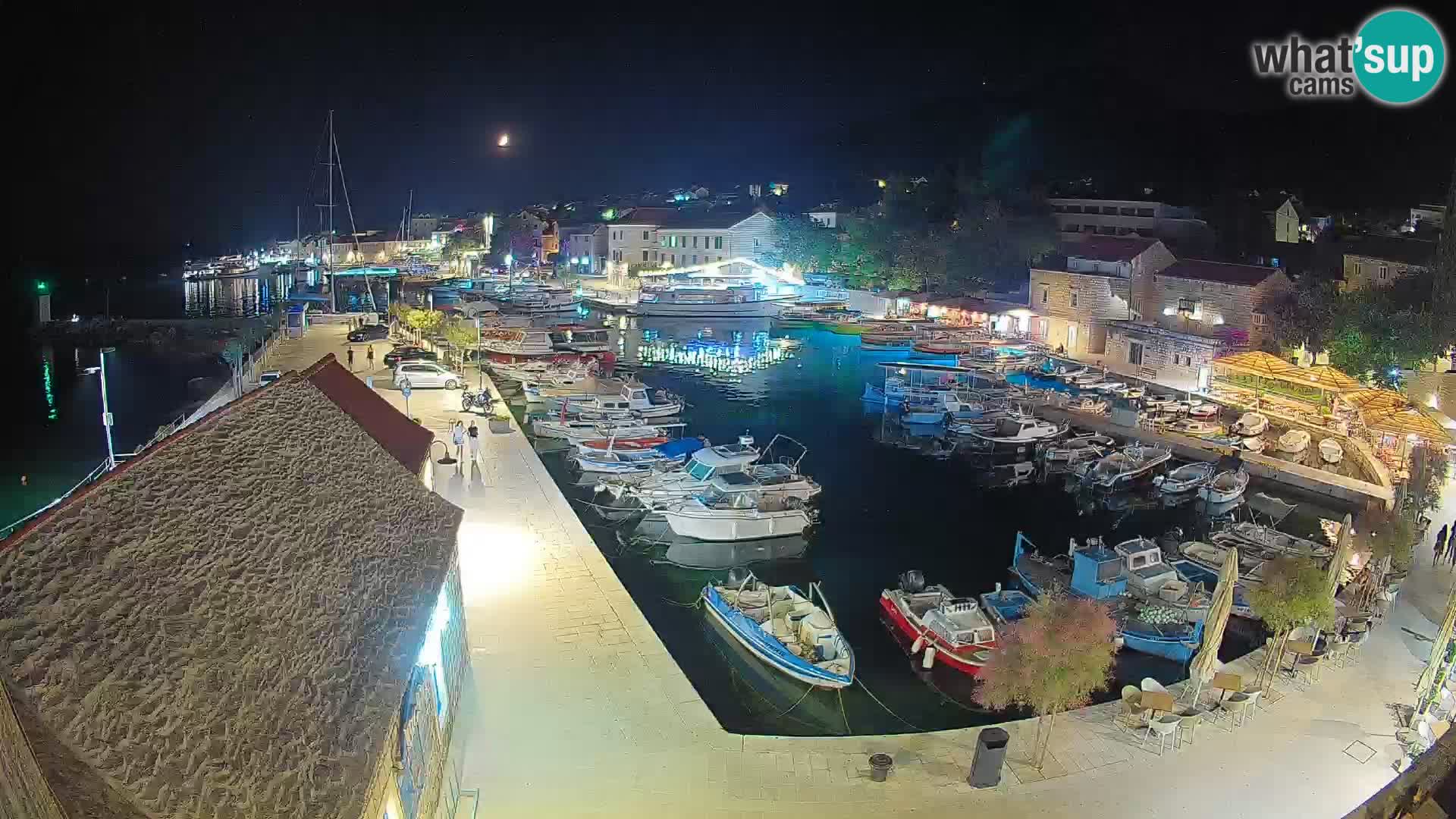 Webcam Bol Hafen – Liveblick auf Bol Riva & Marina