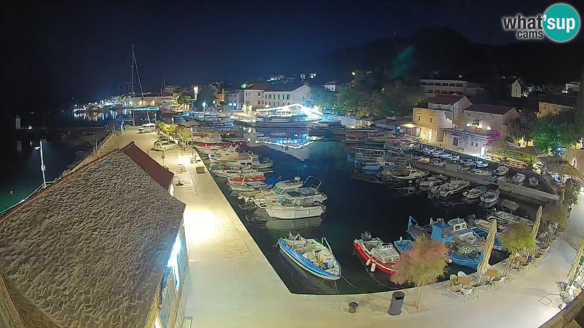 Webcam Bol Harbour – Live View of Bol Riva & Marina