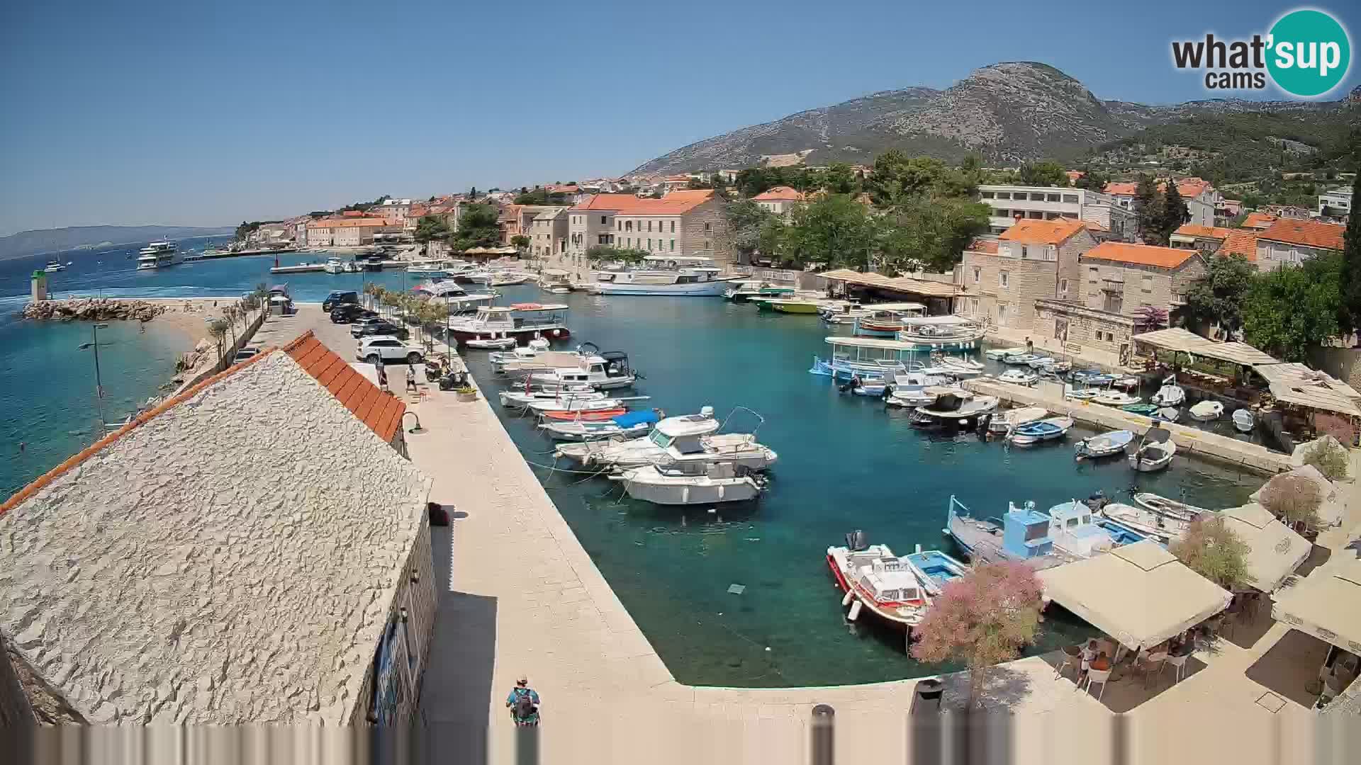Webcam Bol Harbour – Live View of Bol Riva & Marina