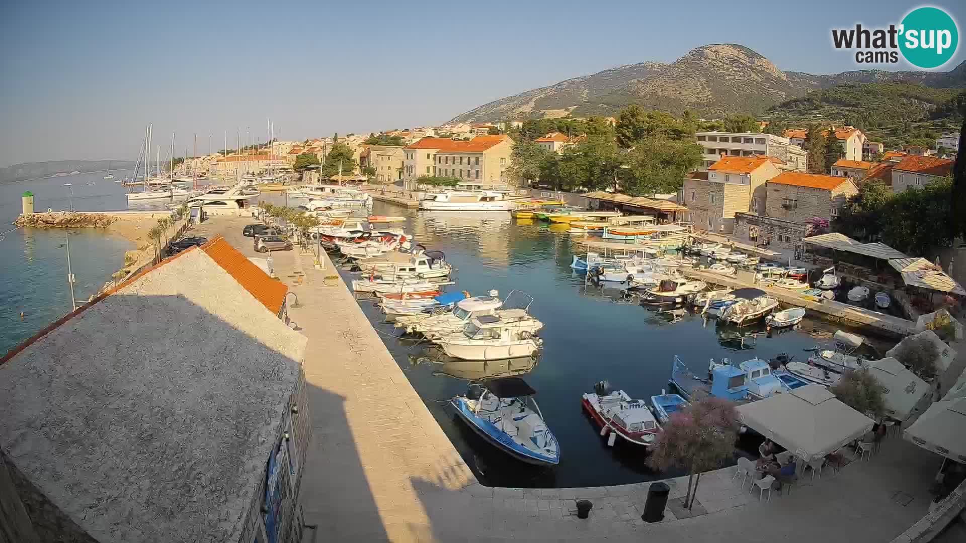 Webcam Bol Harbour – Live View of Bol Riva & Marina