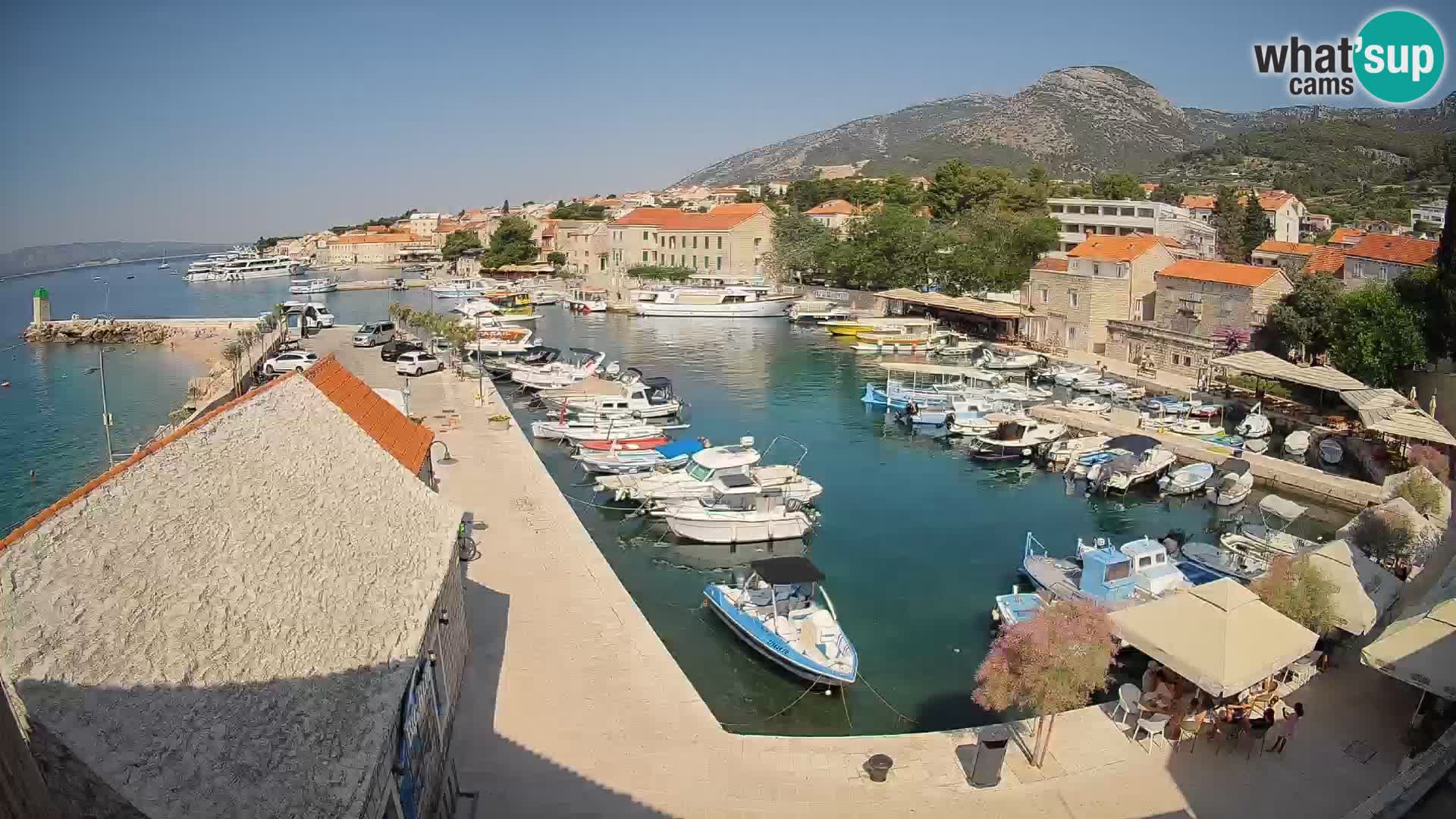 Webcam Bol Harbour – Live View of Bol Riva & Marina