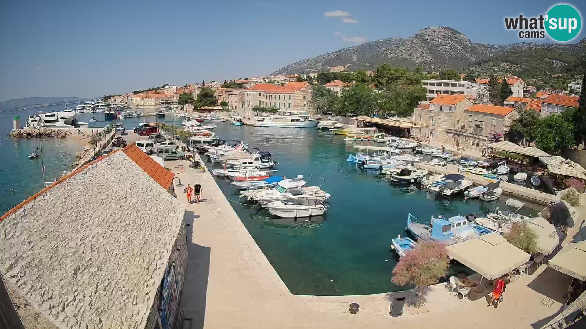 Webcam Bol Harbour – Live View of Bol Riva & Marina