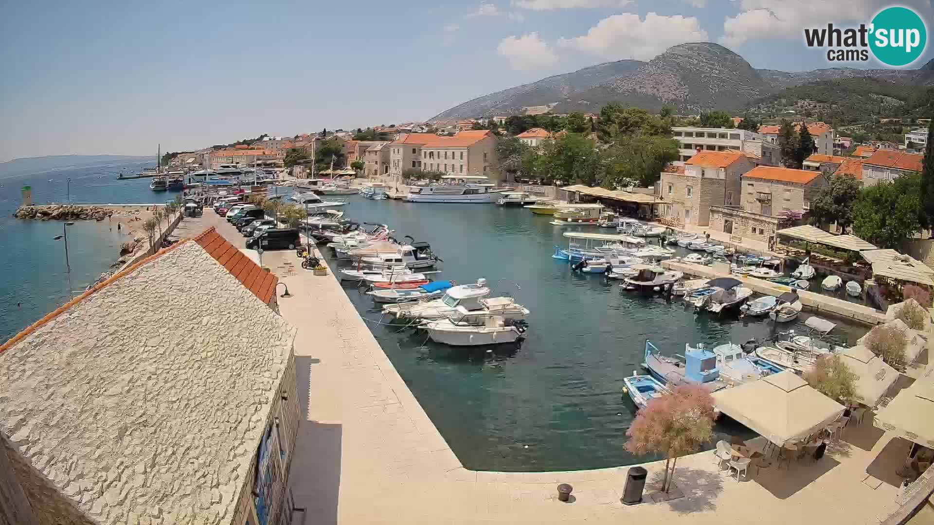 Webcam porto di Bol – Vista live sulla Riva e Marina