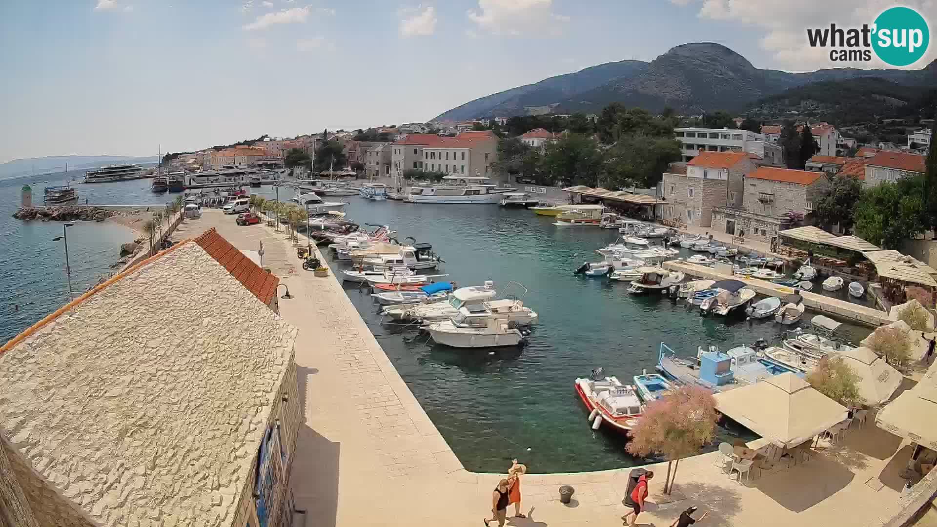 Webcam Bol Harbour – Live View of Bol Riva & Marina