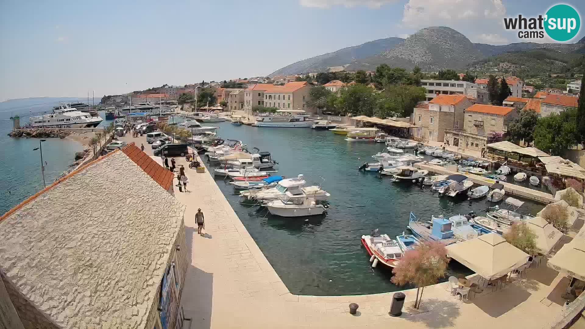 Webcam Bol Harbour – Live View of Bol Riva & Marina