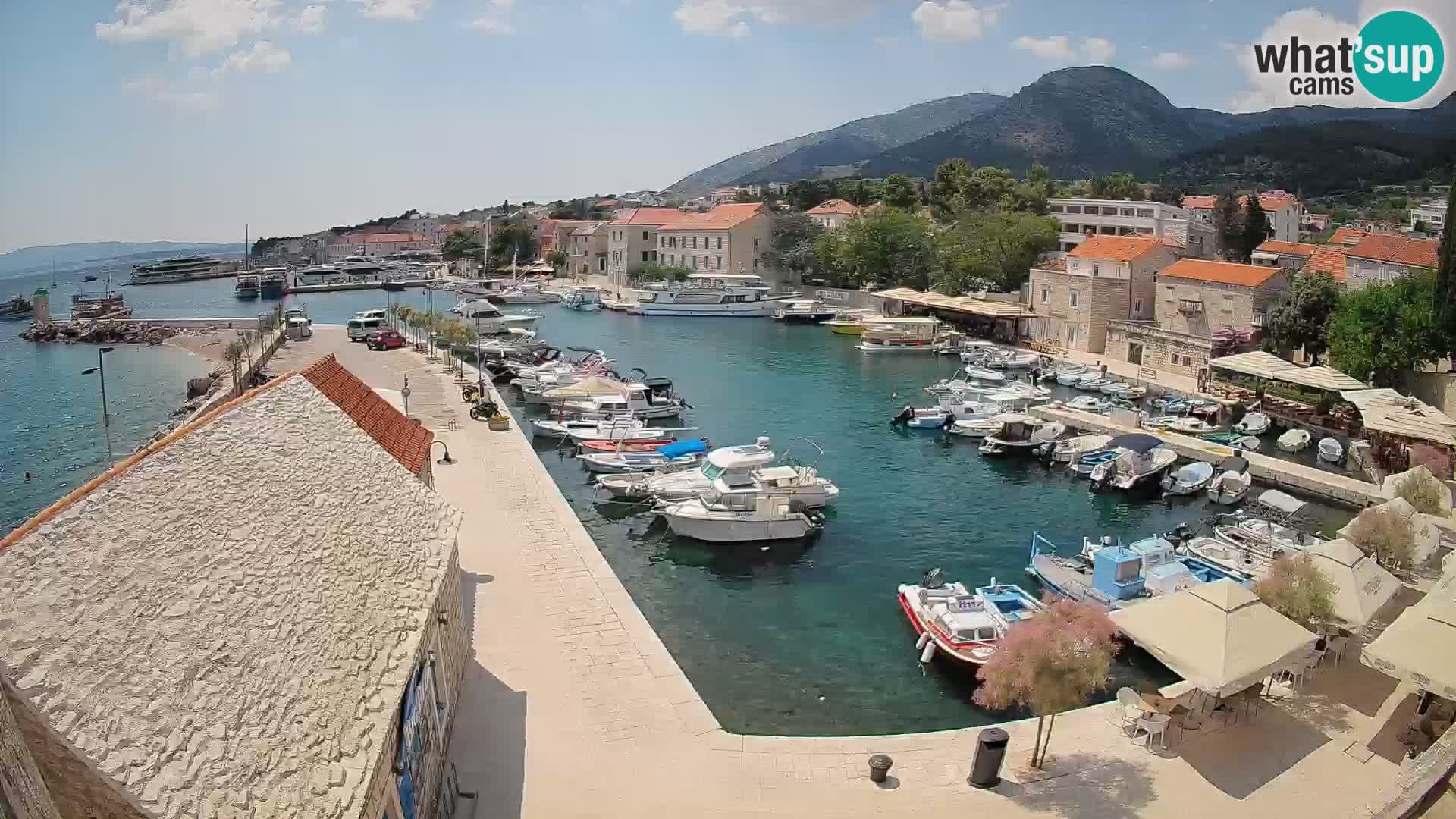 Webcam Bol Harbour – Live View of Bol Riva & Marina