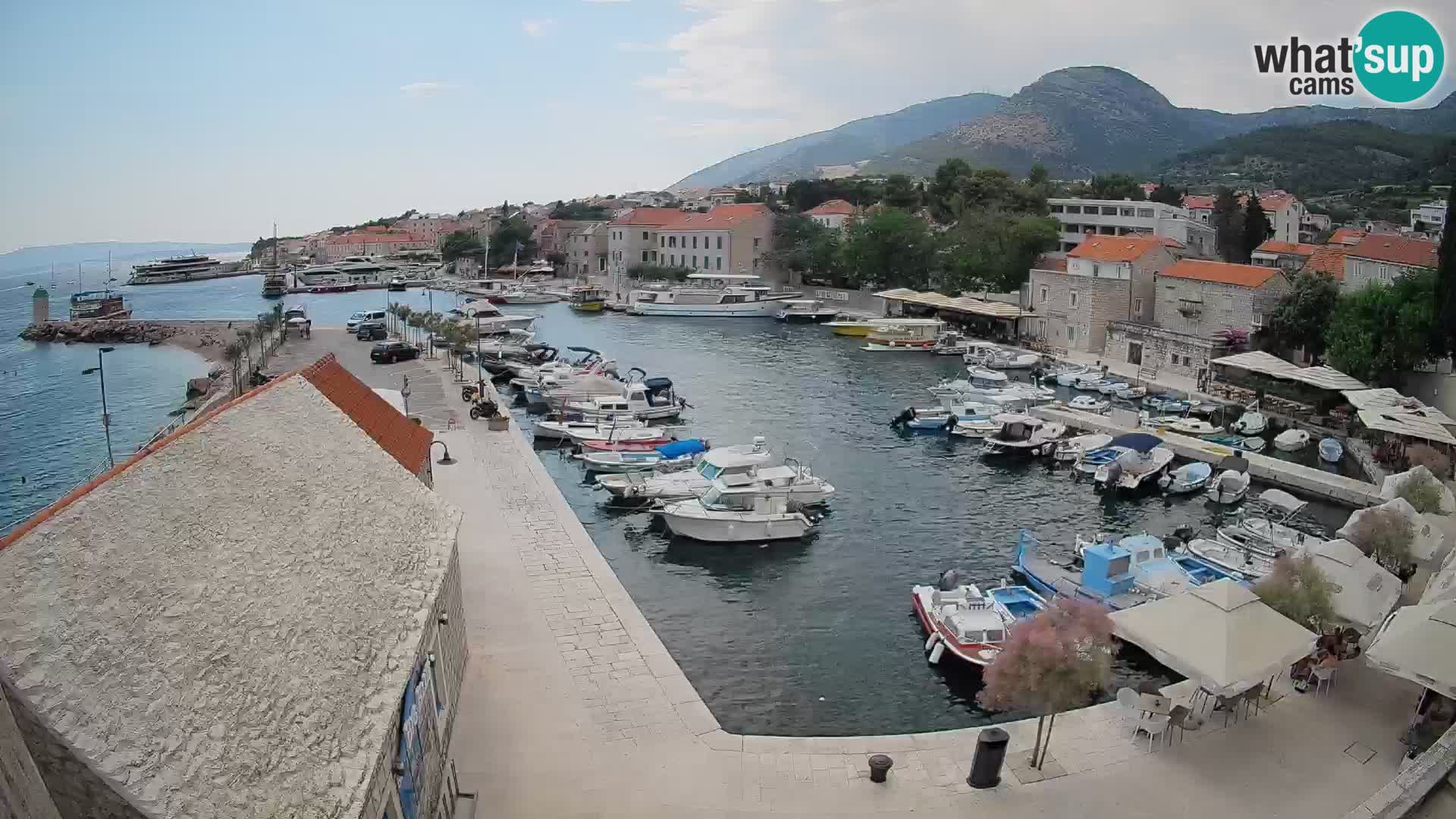Webcam Bol Harbour – Live View of Bol Riva & Marina