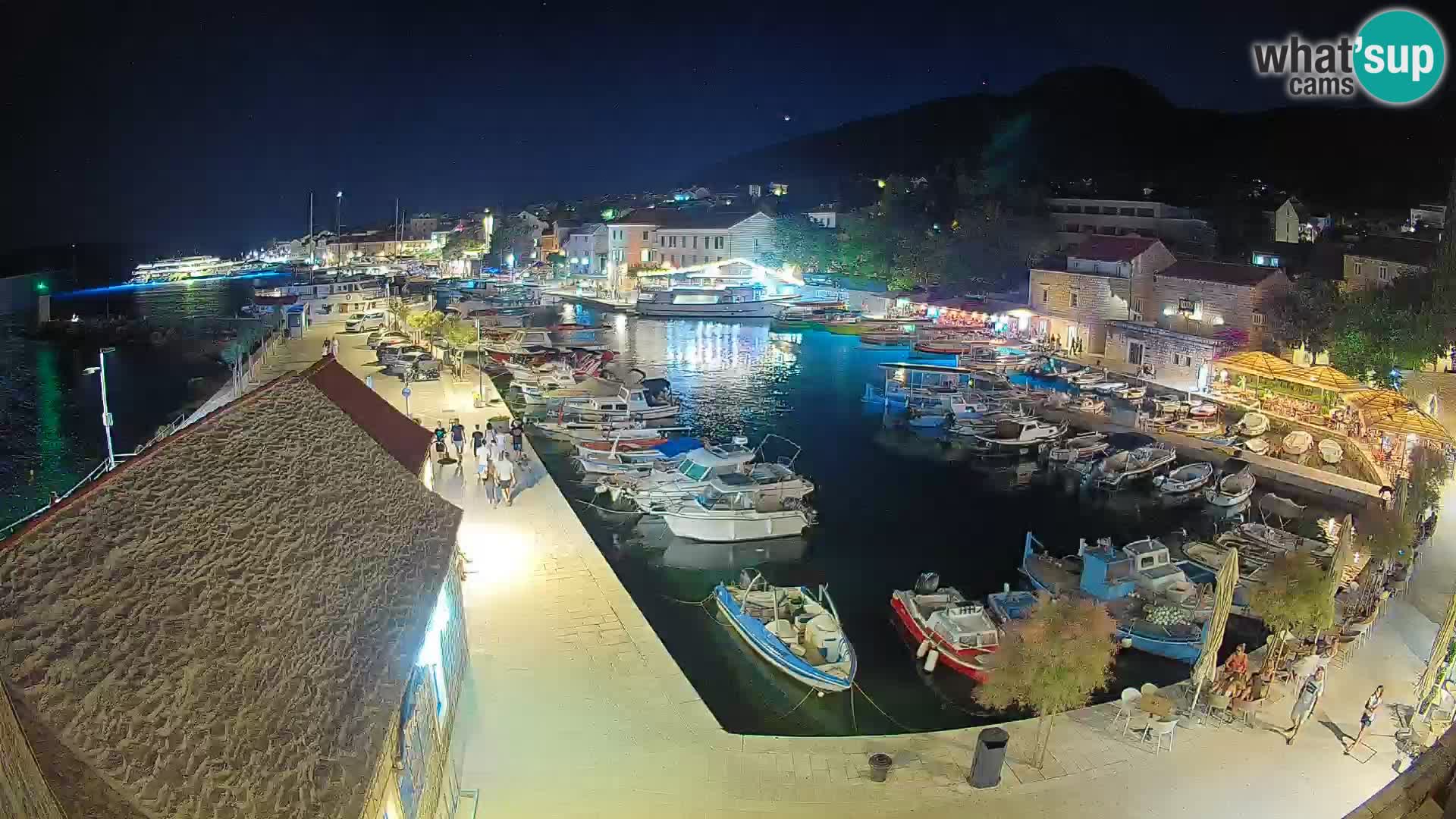 Webcam Bol Harbour – Live View of Bol Riva & Marina