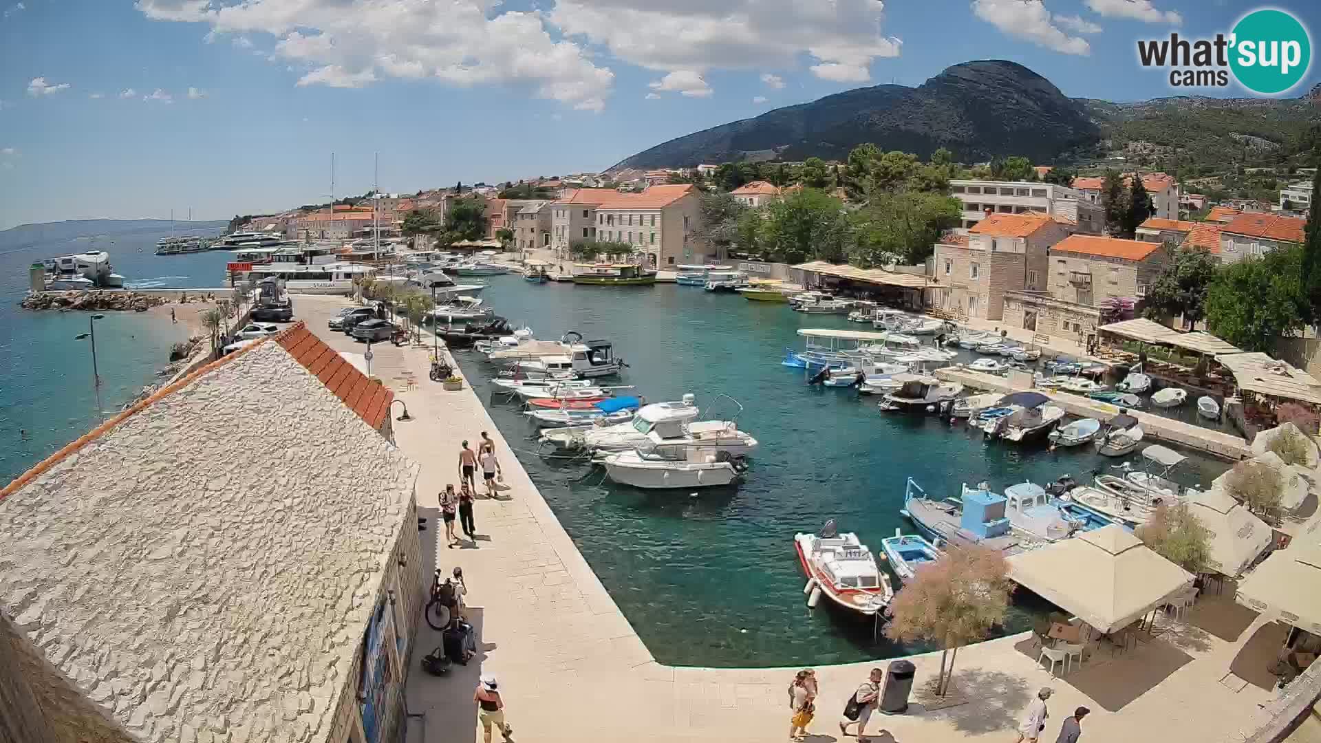Webcam porto di Bol – Vista live sulla Riva e Marina