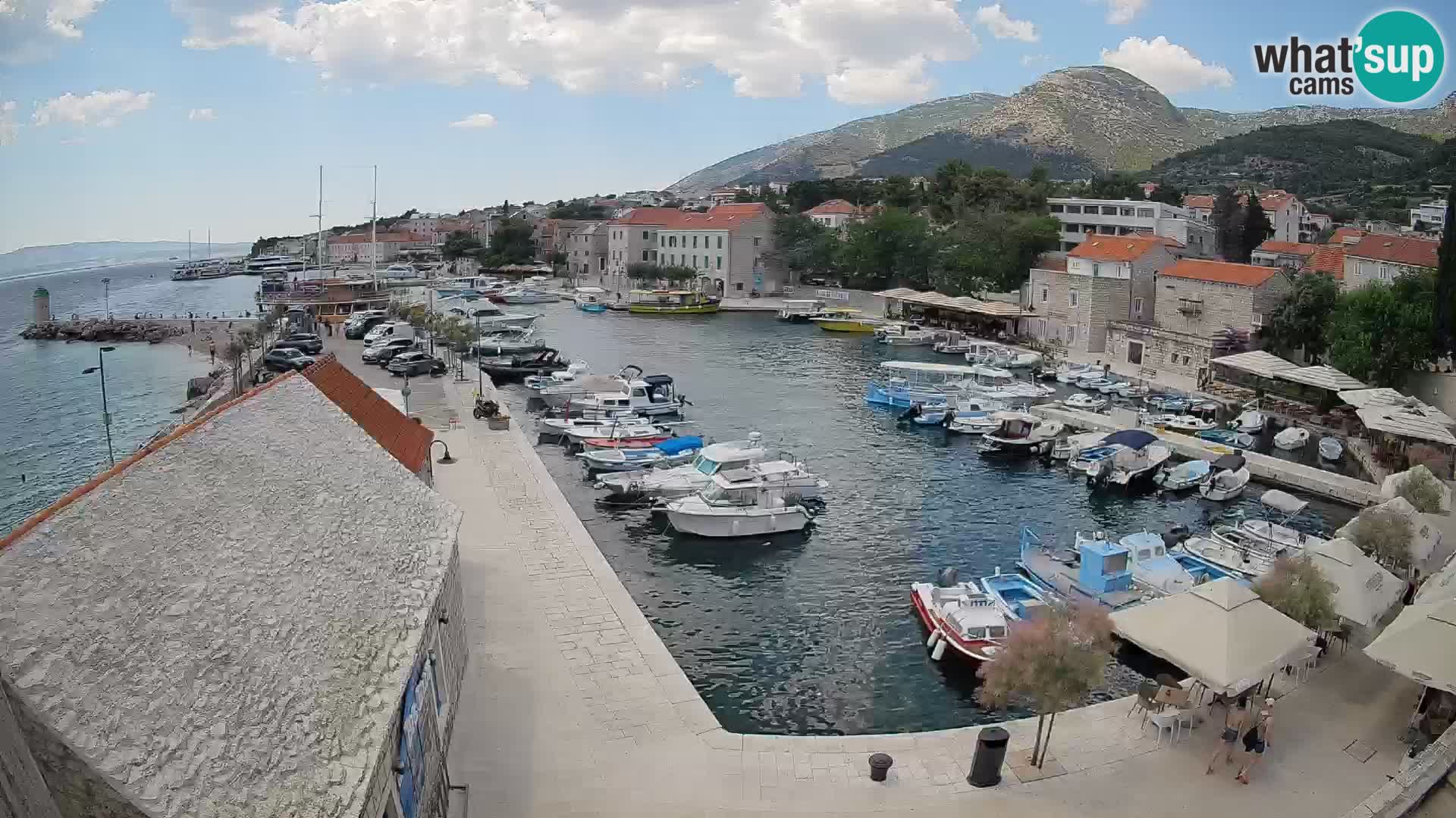 Webcam Bol Hafen – Liveblick auf Bol Riva & Marina