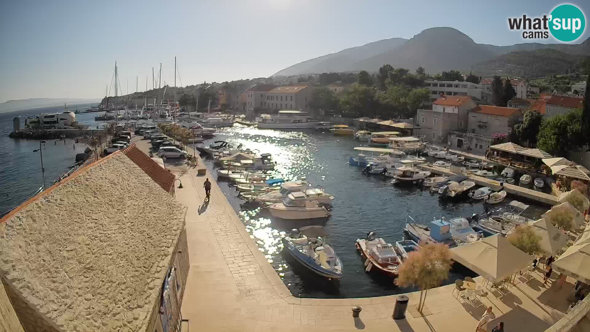 Webcam Bol Hafen – Liveblick auf Bol Riva & Marina
