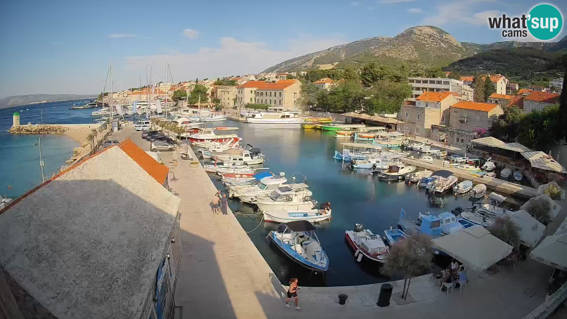 Webcam Bol Harbour – Live View of Bol Riva & Marina