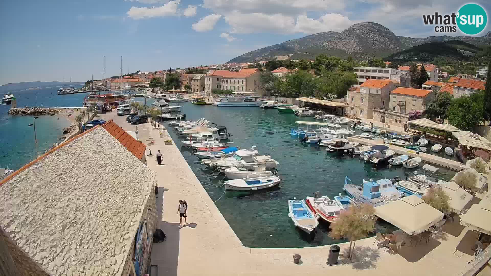 Webcam Bol Hafen – Liveblick auf Bol Riva & Marina