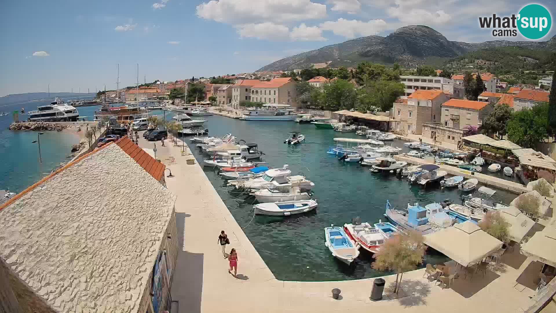 Webcam Bol Harbour – Live View of Bol Riva & Marina