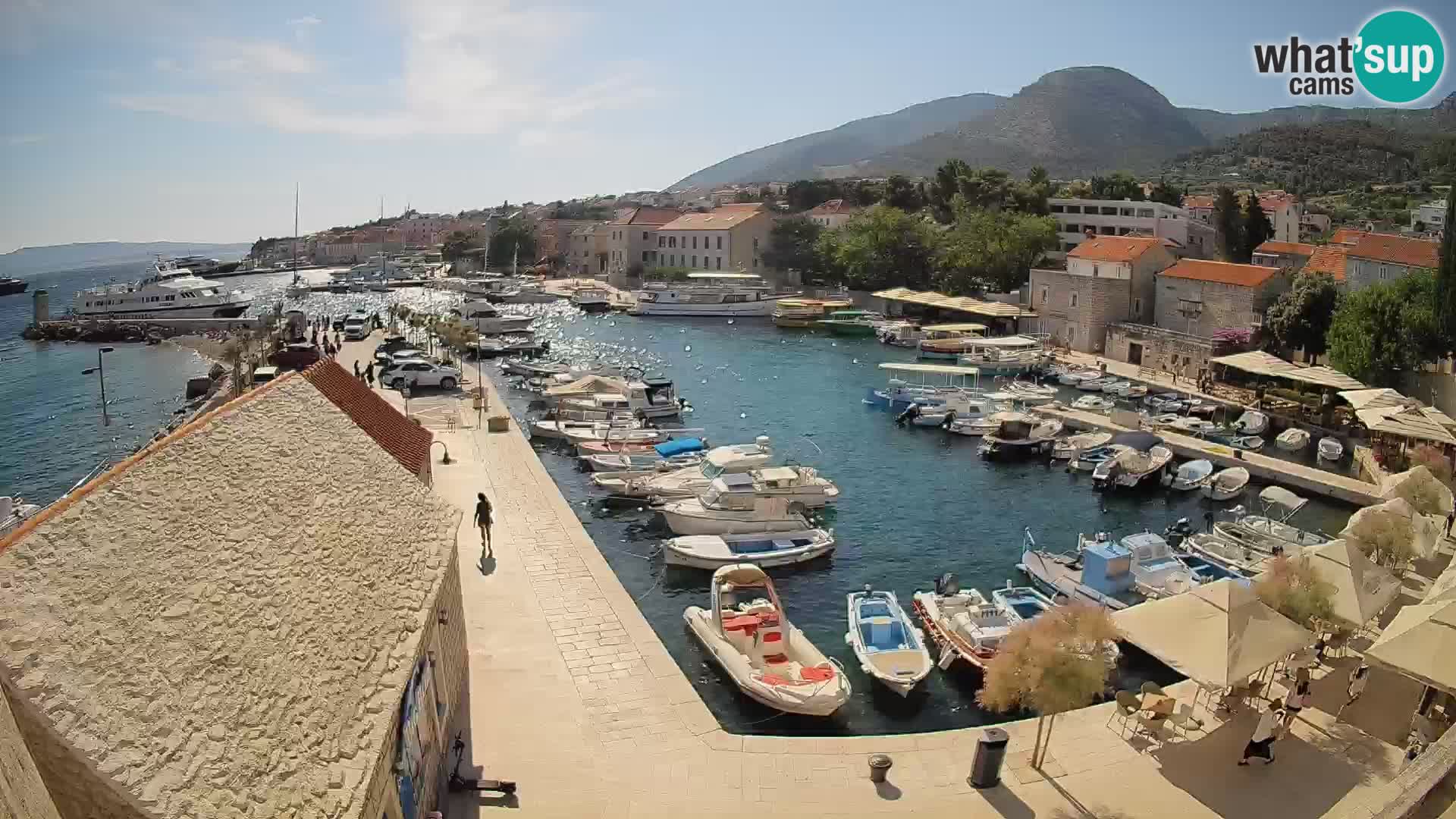 Webcam Bol Harbour – Live View of Bol Riva & Marina