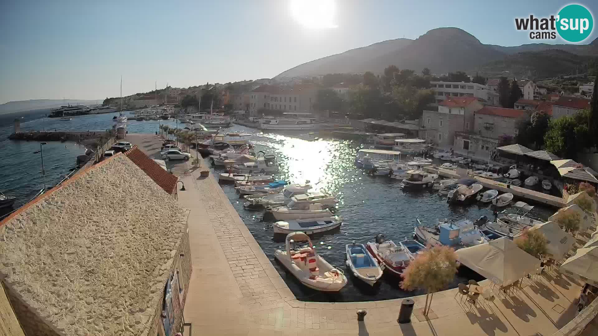 Webcam Bol Harbour – Live View of Bol Riva & Marina
