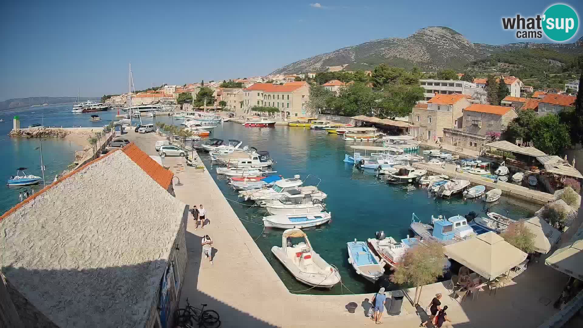 Webcam Bol Hafen – Liveblick auf Bol Riva & Marina