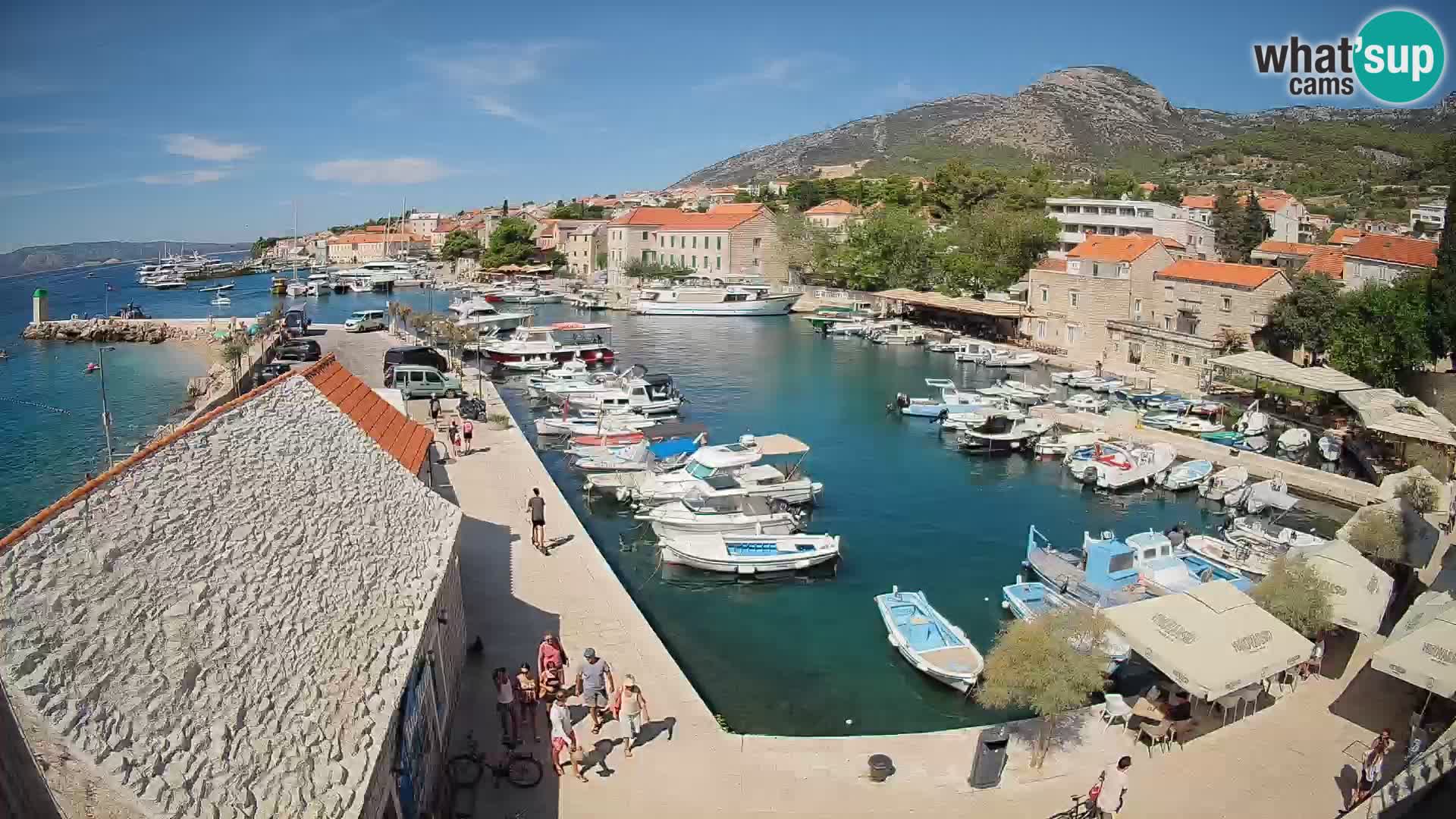 Webcam Bol Harbour – Live View of Bol Riva & Marina