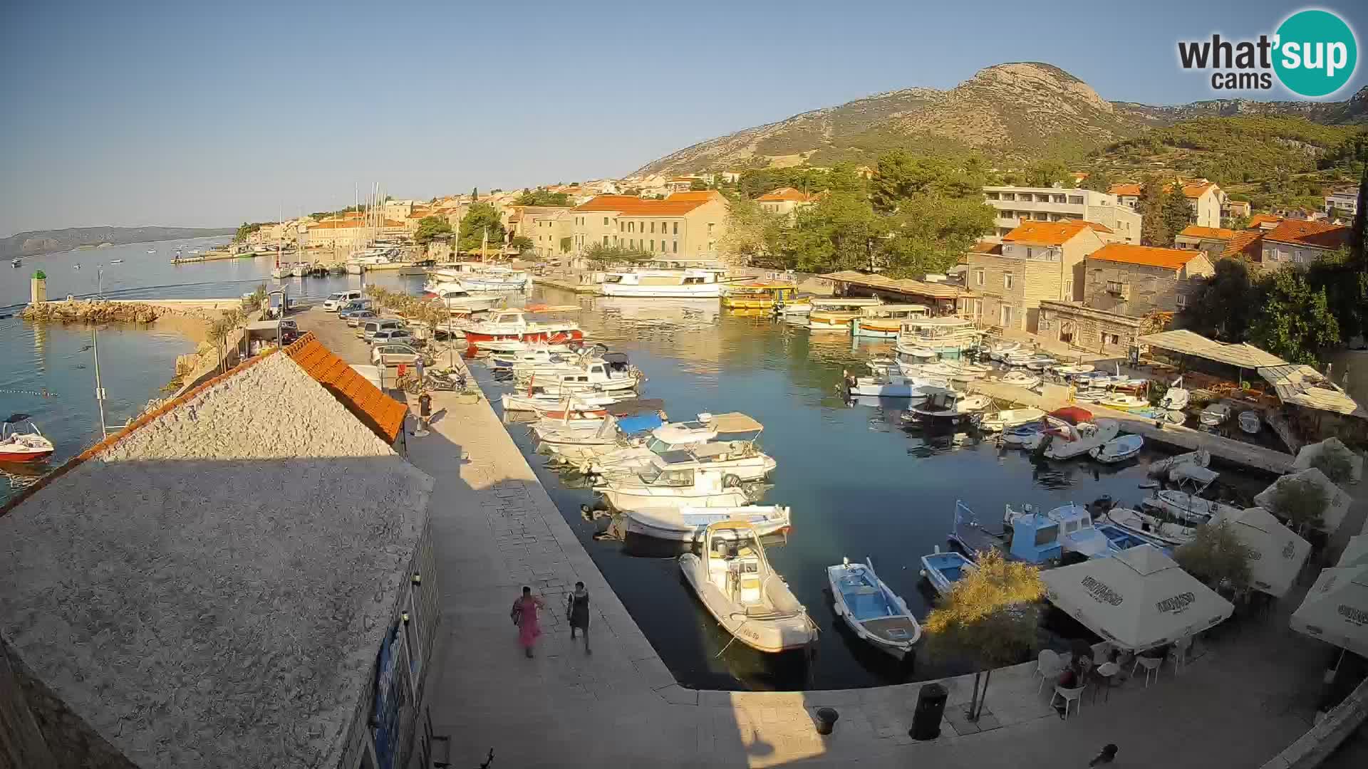 Webcam Bol Harbour – Live View of Bol Riva & Marina