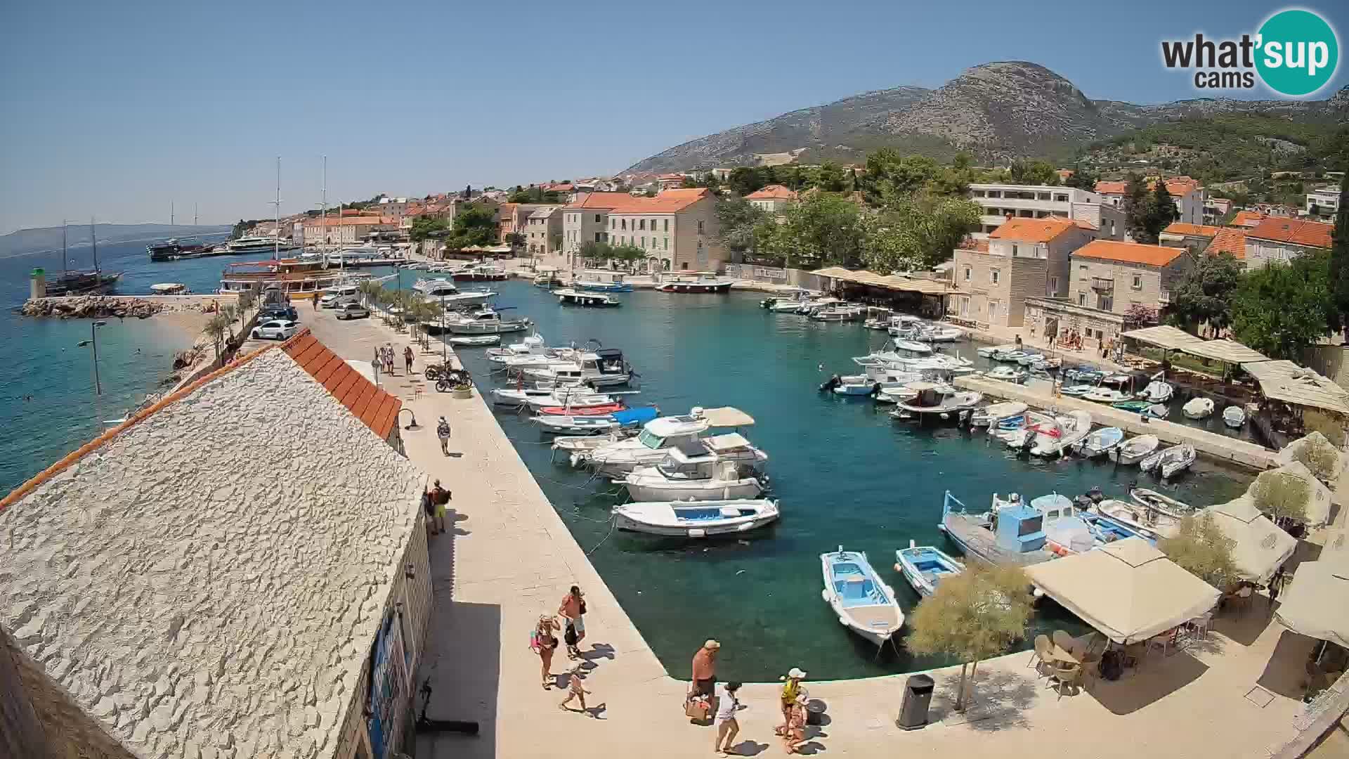 Webcam Bol Harbour – Live View of Bol Riva & Marina