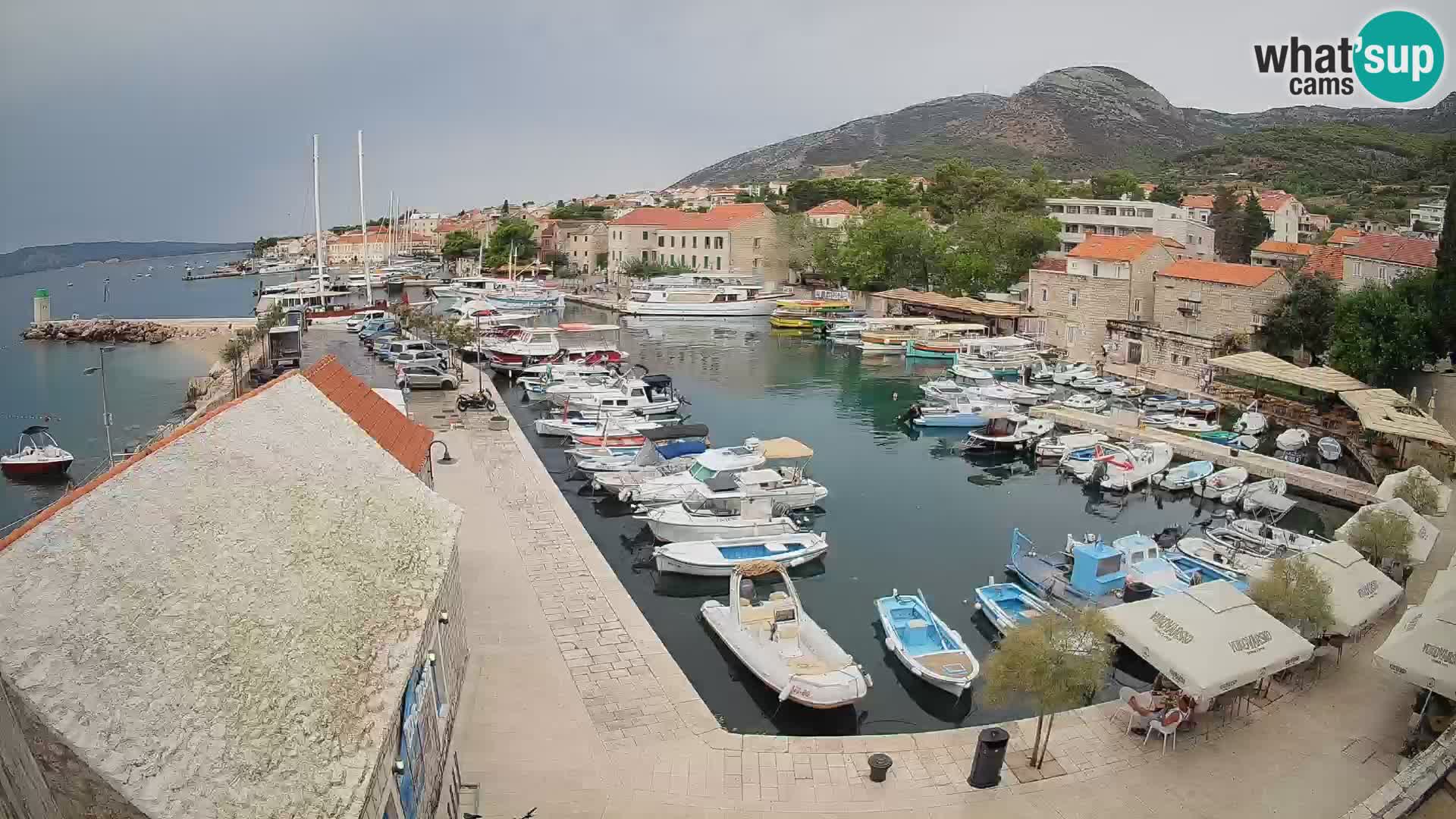Webcam Bol Harbour – Live View of Bol Riva & Marina