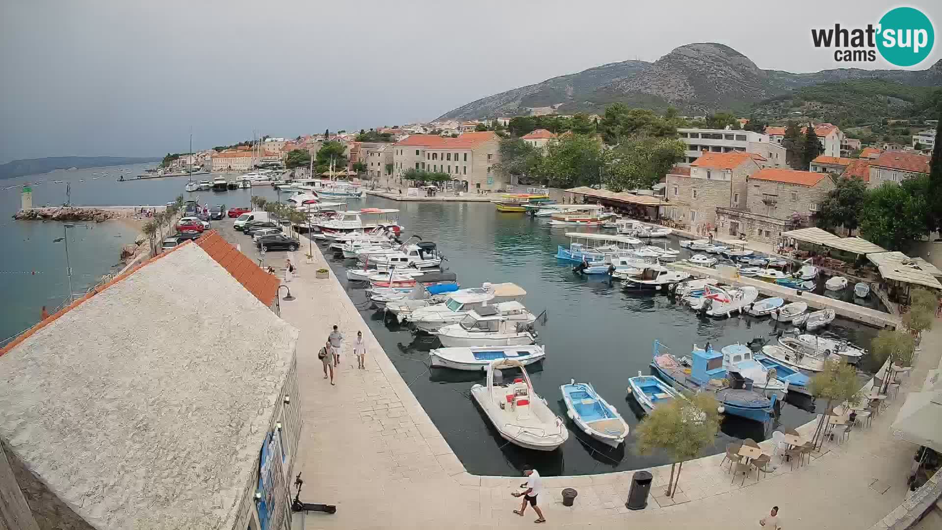 Webcam Bol Harbour – Live View of Bol Riva & Marina