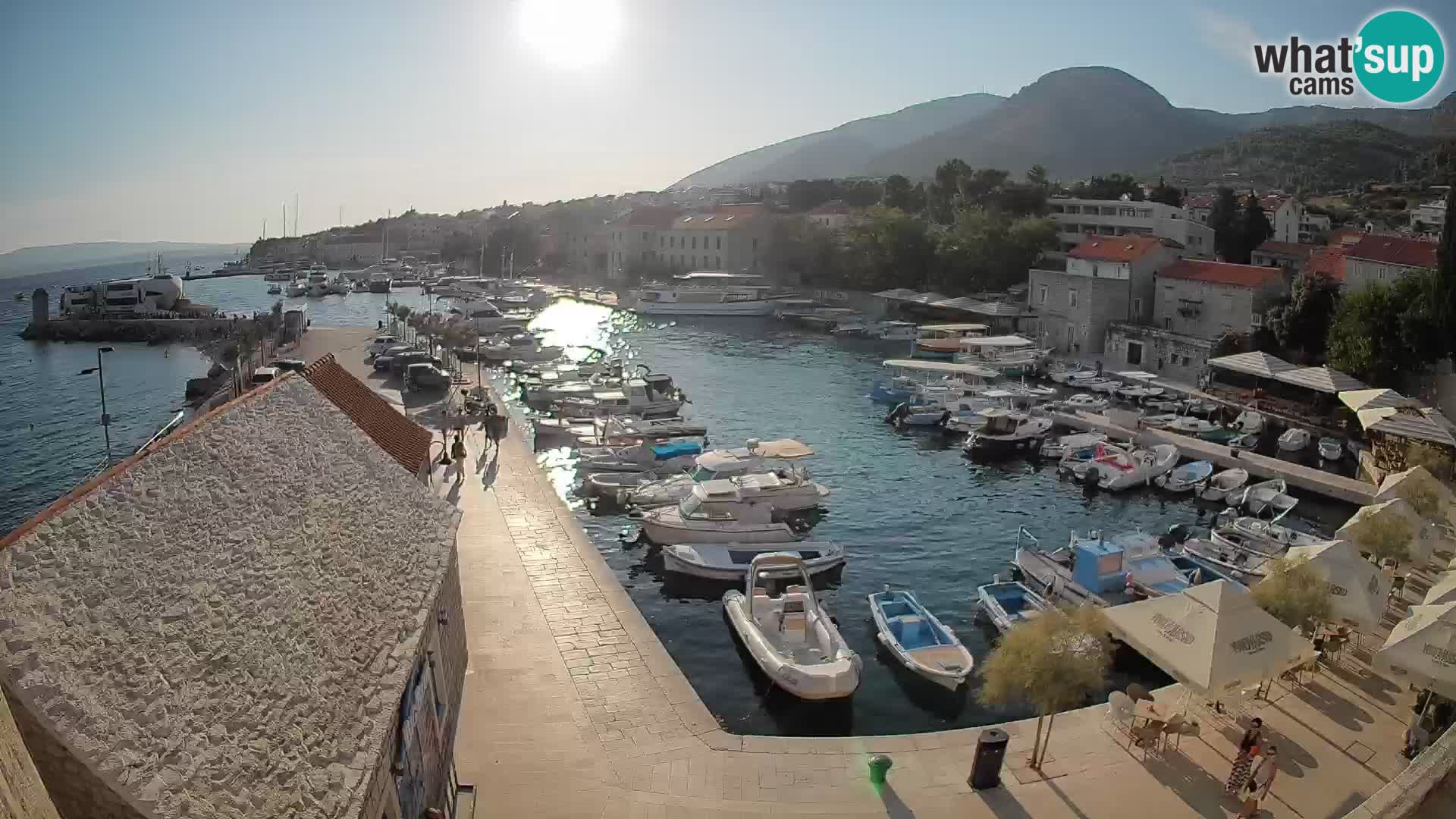 Webcam Bol Harbour – Live View of Bol Riva & Marina
