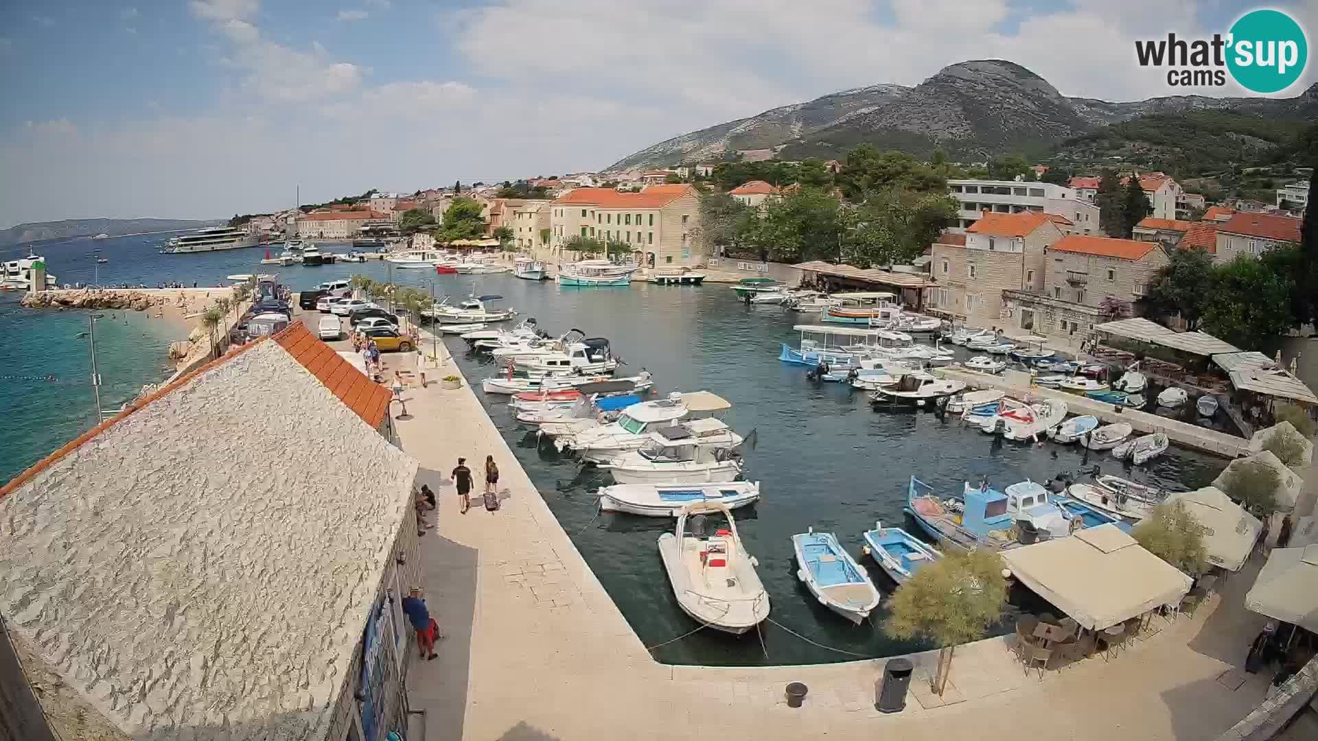 Webcam Bol Hafen – Liveblick auf Bol Riva & Marina