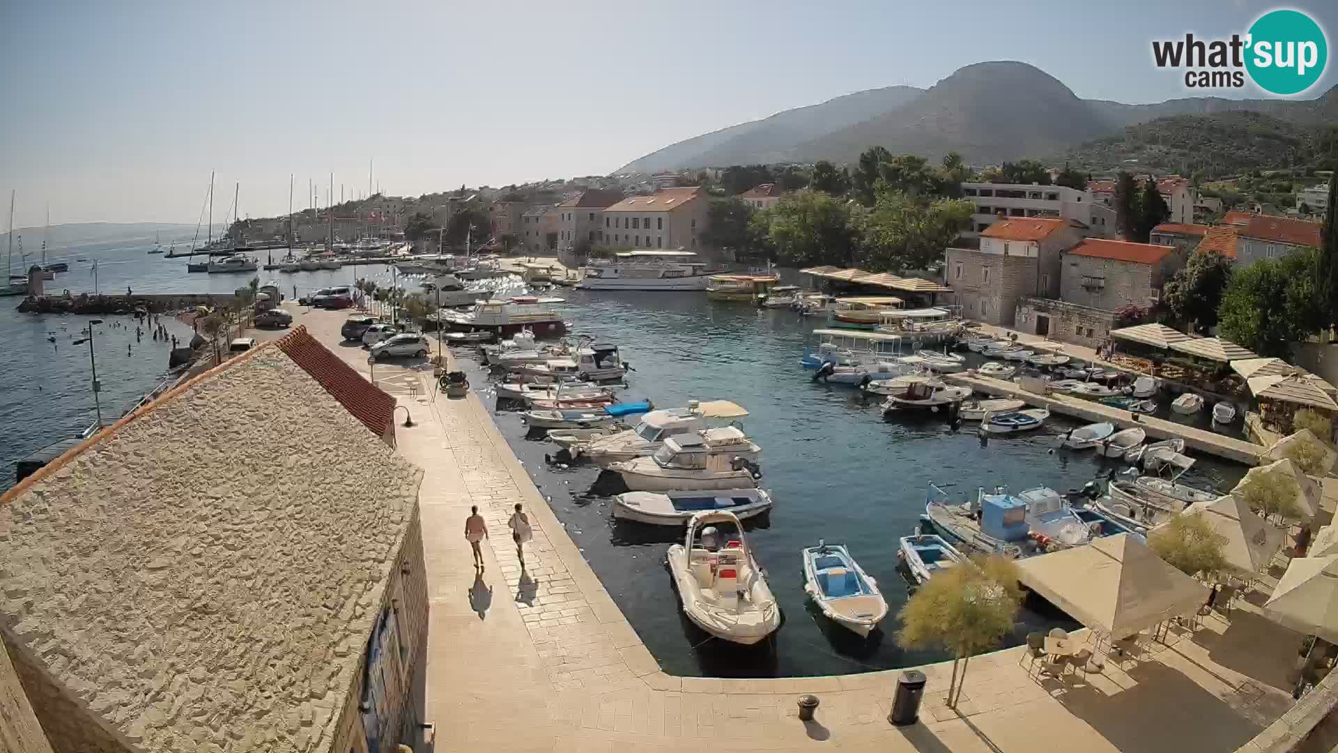 Webcam Bol Hafen – Liveblick auf Bol Riva & Marina