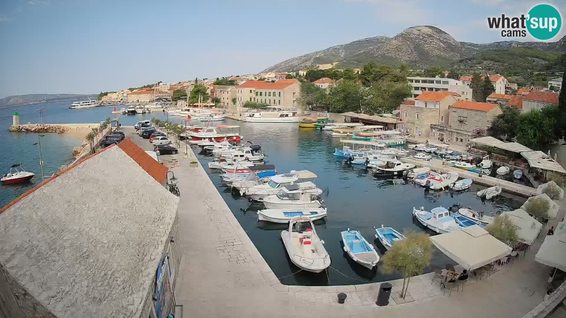 Webcam Bol Harbour – Live View of Bol Riva & Marina